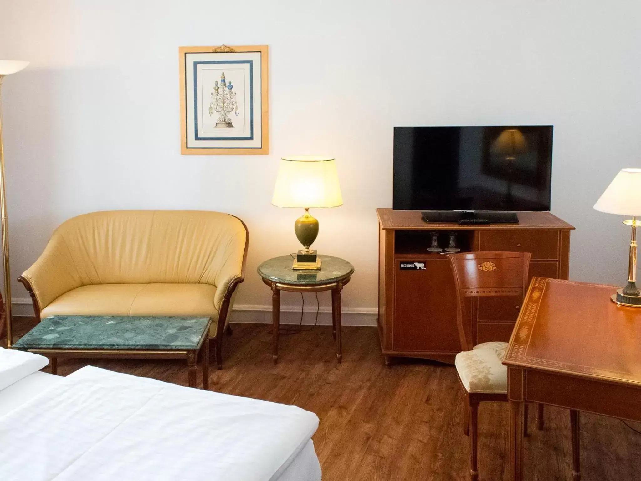 Comfort Double Room in DORMERO Hotel Halle Comfort Double Room in DORMERO Hotel Halle