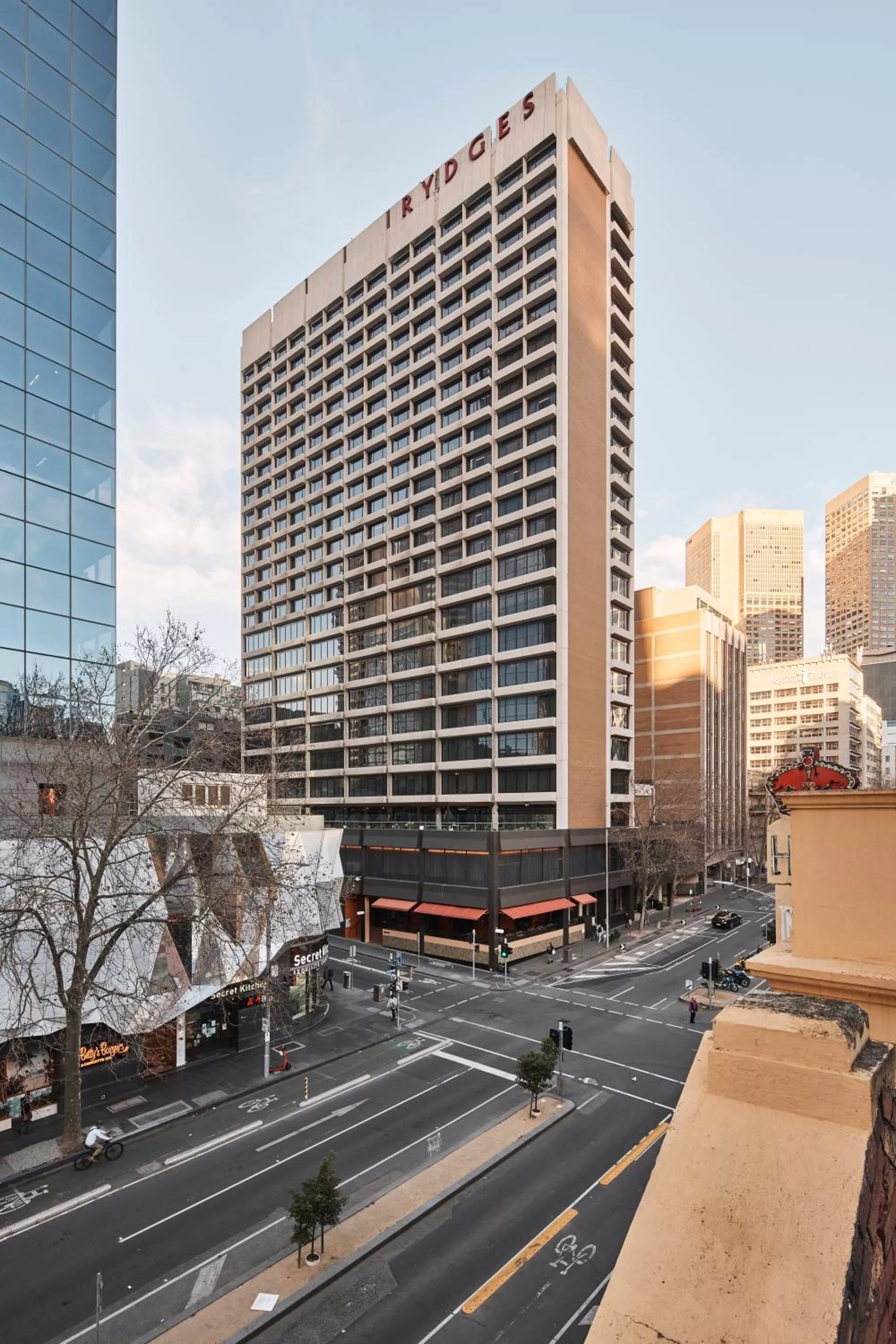Property building in Rydges Melbourne