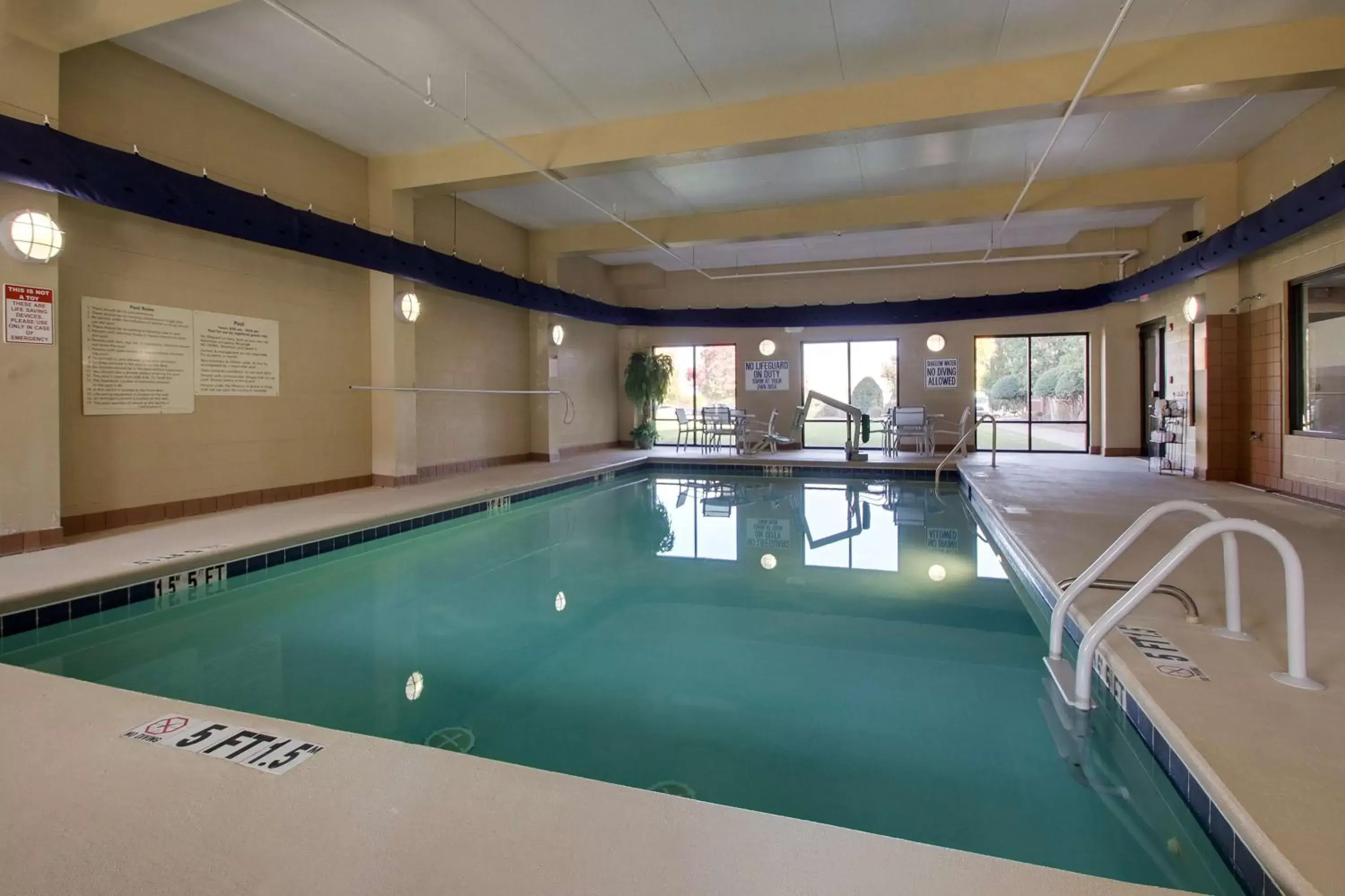 Pool view, Swimming Pool in Hampton Inn & Suites Spartanburg-I-26-Westgate Mall