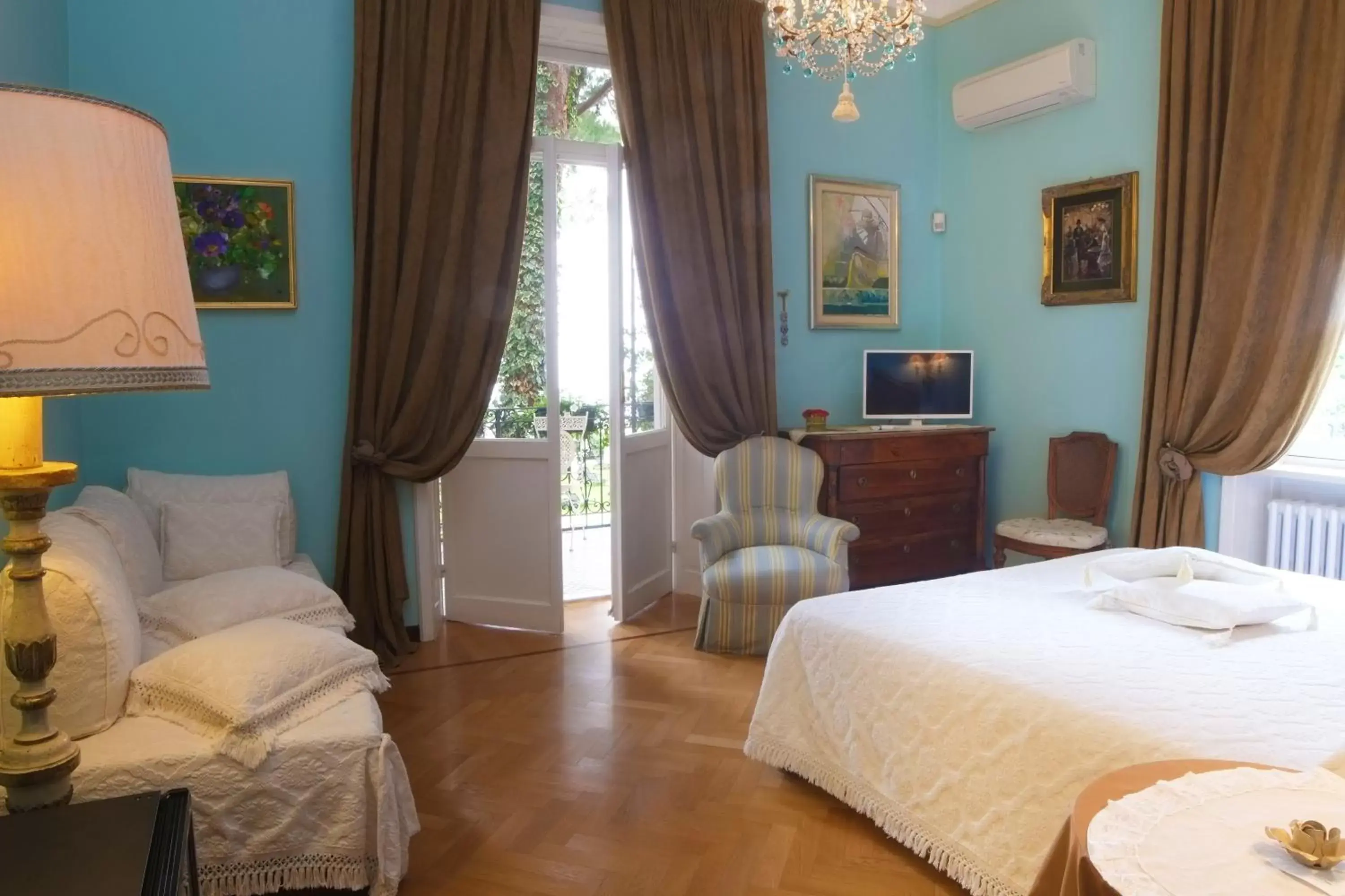 Photo of the whole room in La Casa di Anny B&B di Charme