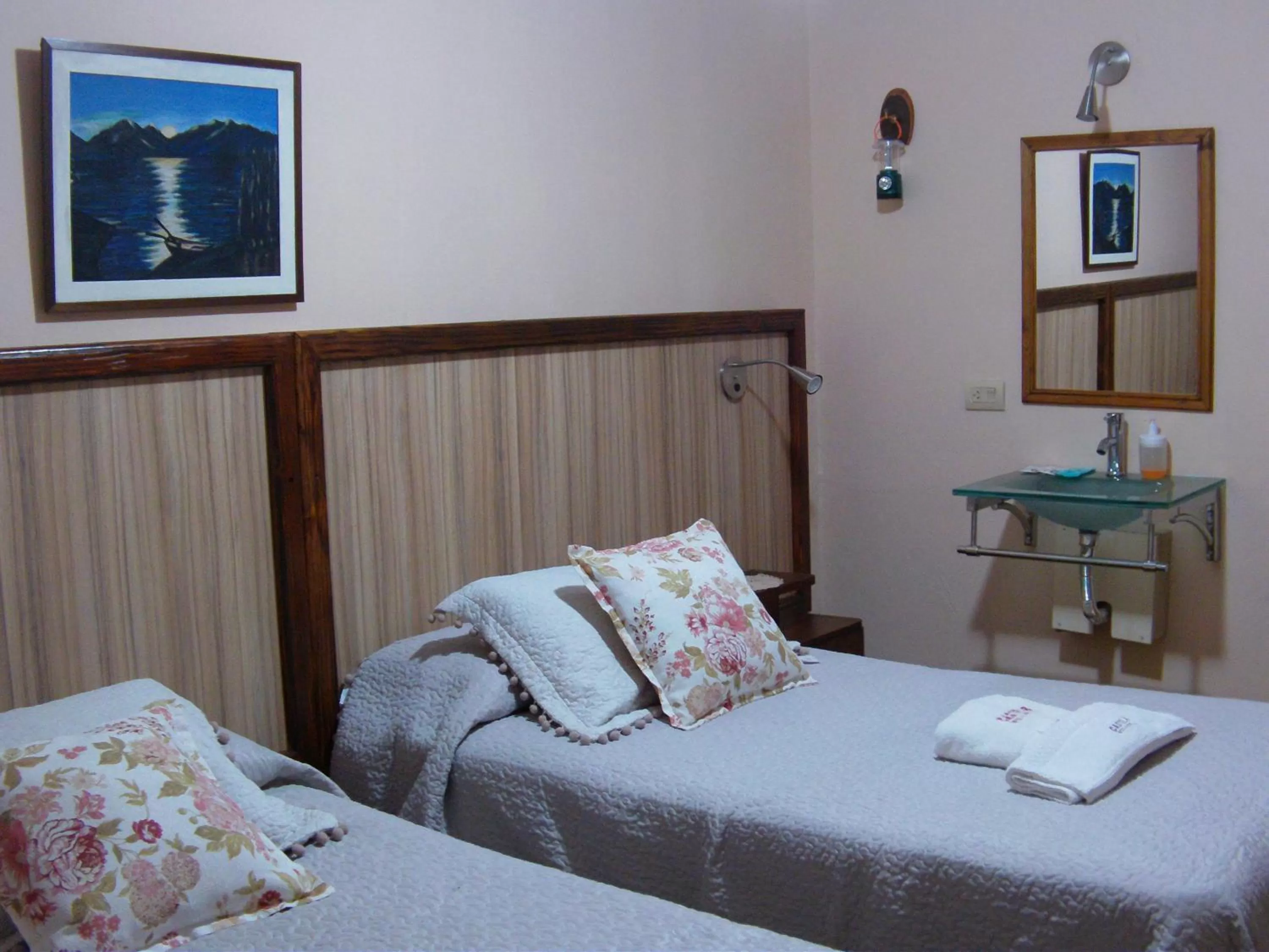 Bedroom, Bed in Castelar - Hotel & Apart