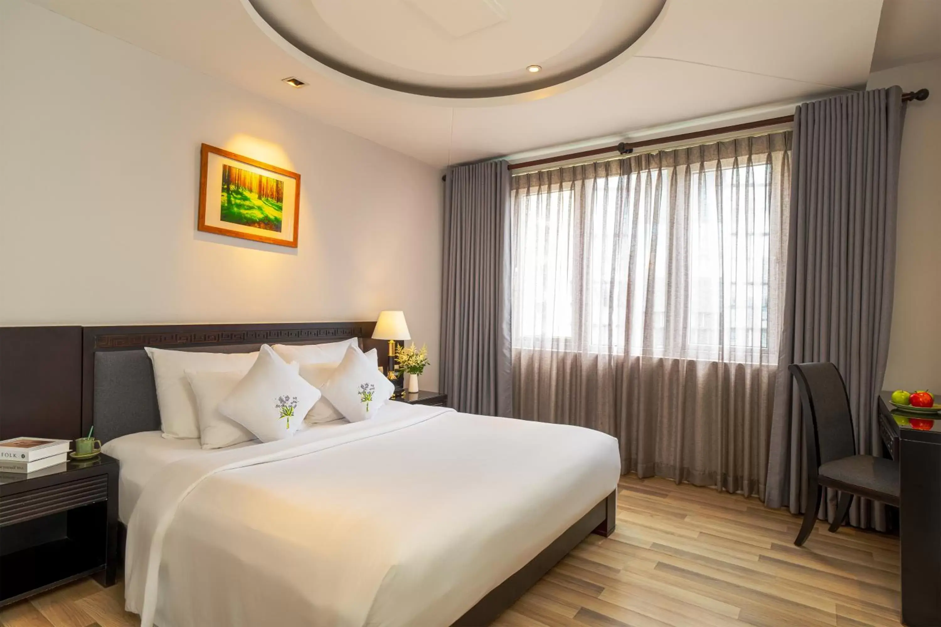 Bathroom, Bed in Alagon Saigon Hotel & Spa