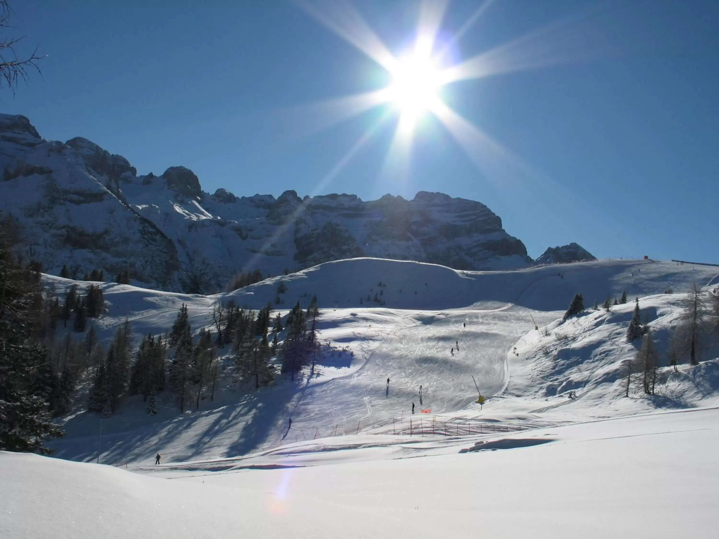 Area and facilities, Winter in Beverly Hotel