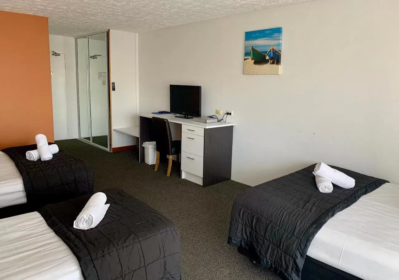 Bed in Outrigger Burleigh Bed in Outrigger Burleigh