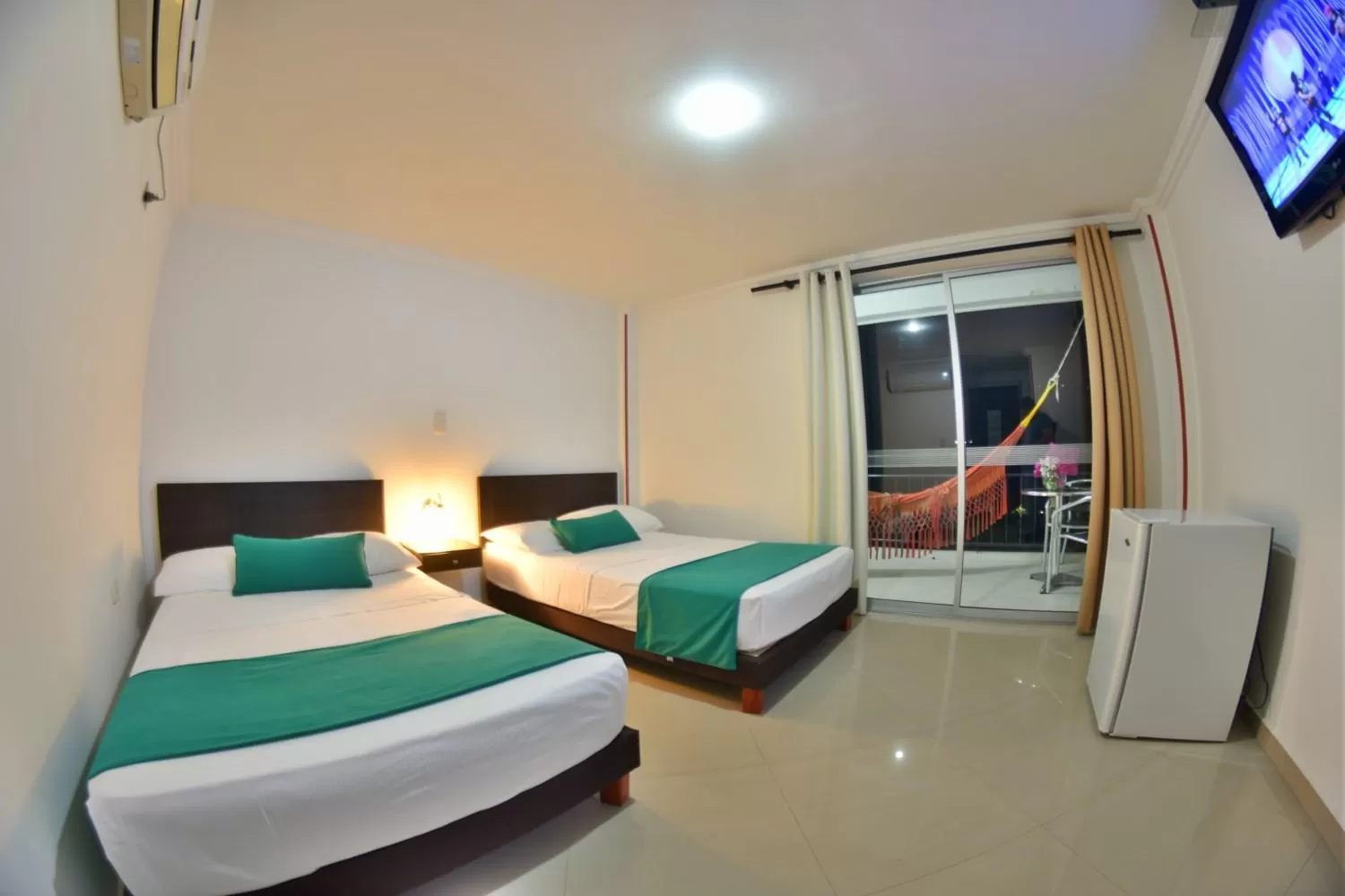 Photo of the whole room in Hotel Montserrat Plaza