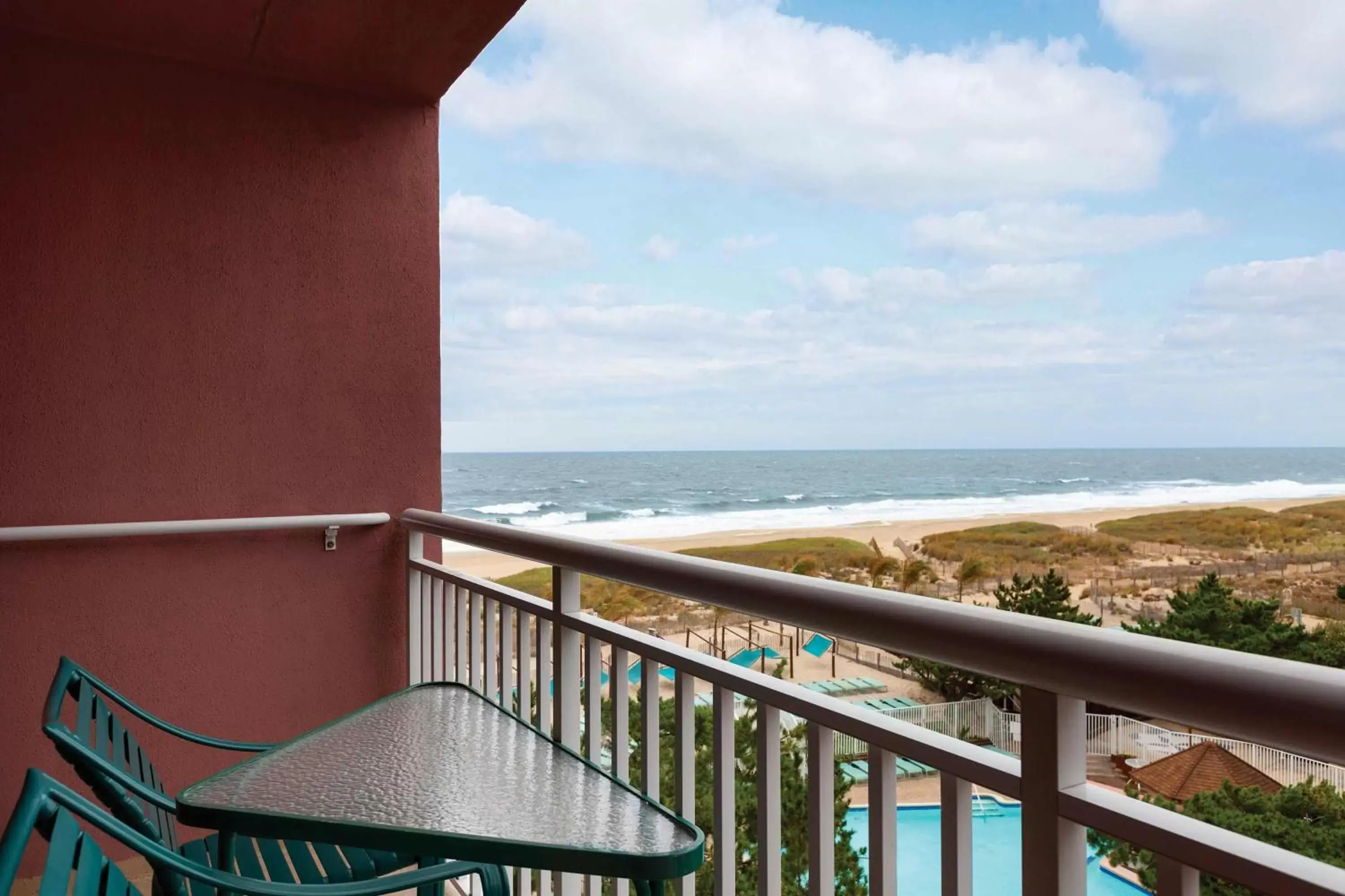 Sea view, Balcony/Terrace in Holiday Inn Ocean City, an IHG Hotel