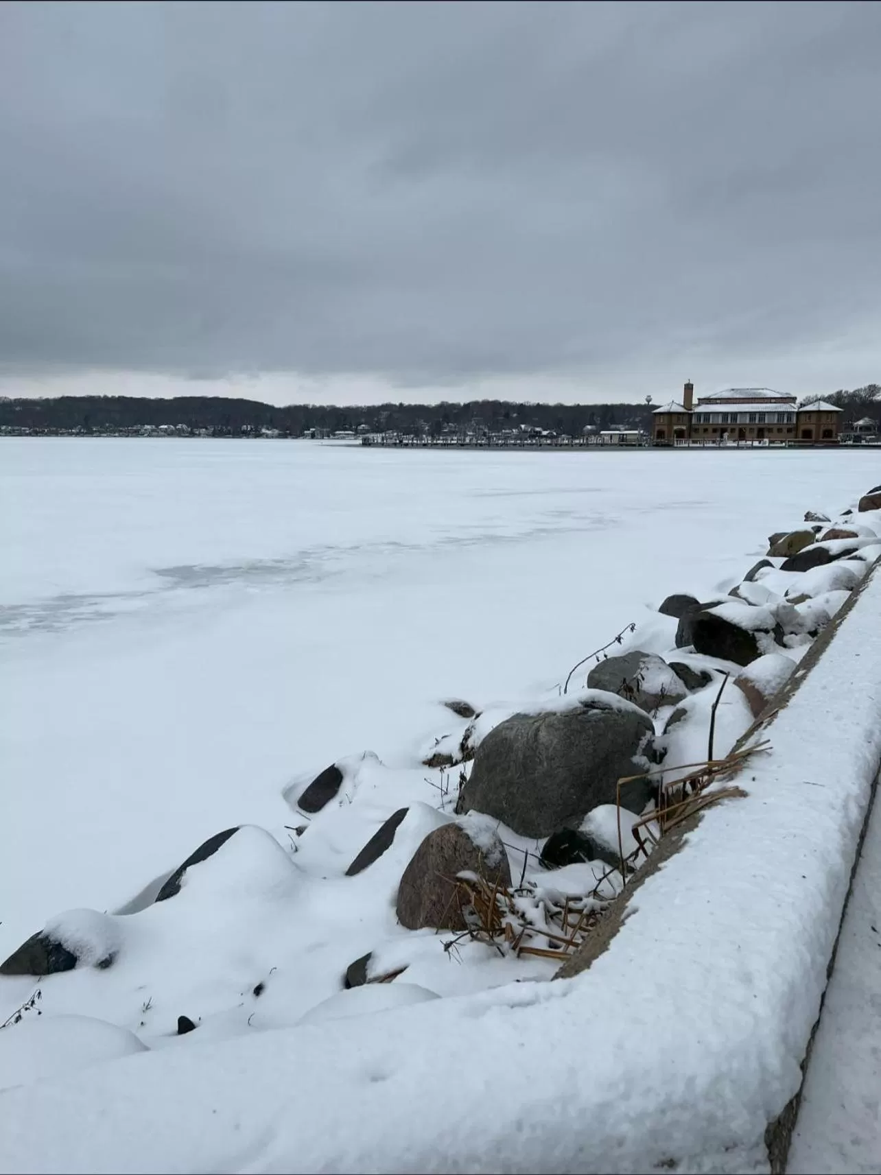Winter in Mill Creek Hotel