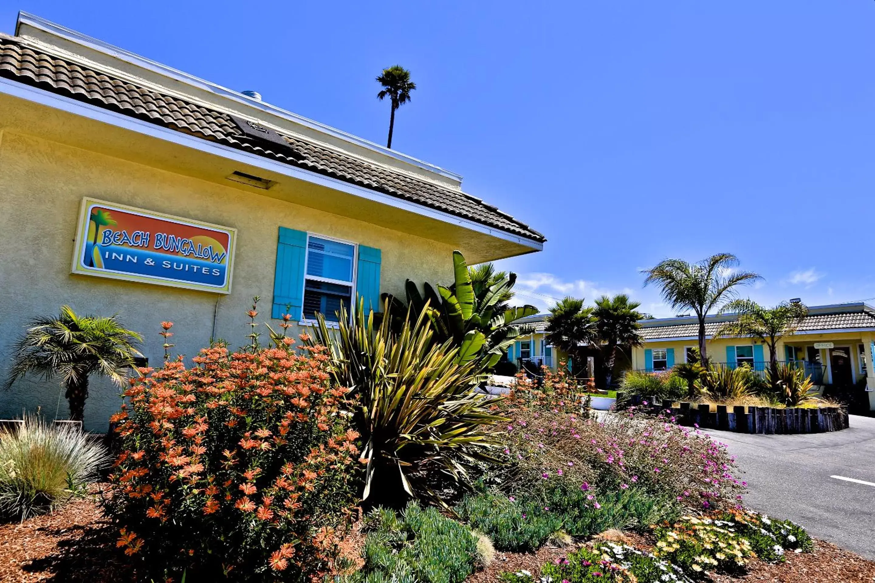 Bird's eye view, Property Building in Beach Bungalow Inn and Suites