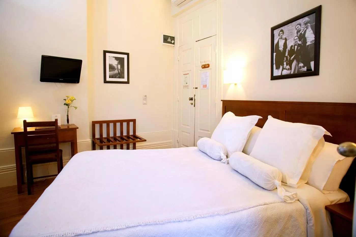 Decorative detail, Bed in Hotel Aliados