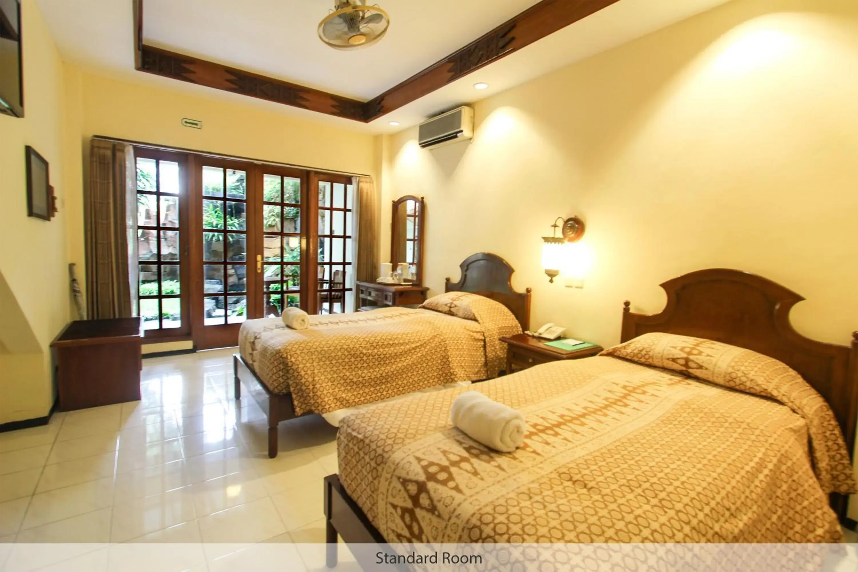 Bedroom in Duta Garden Hotel