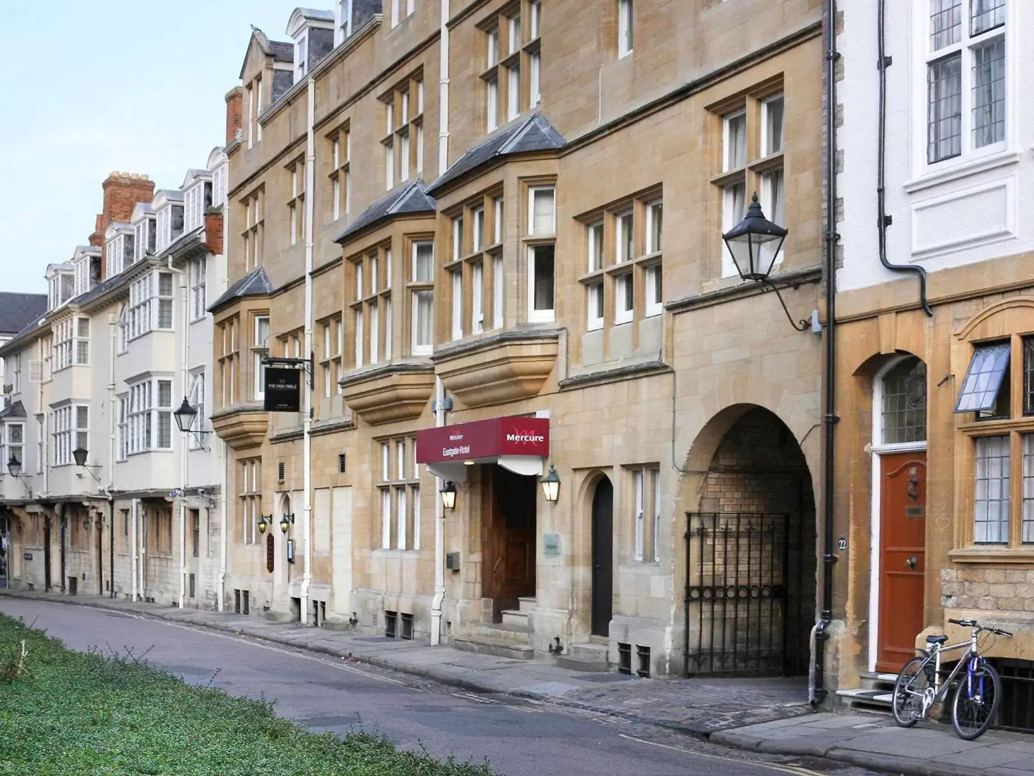 Property building, Neighborhood in Mercure Oxford Eastgate Hotel