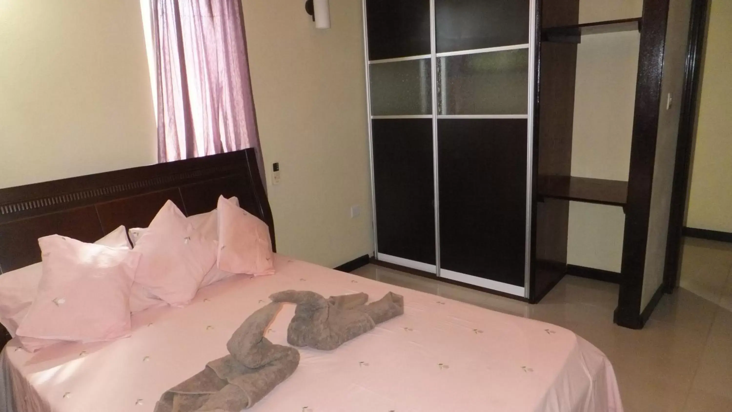 Two-Bedroom Apartment in Villa Narmada