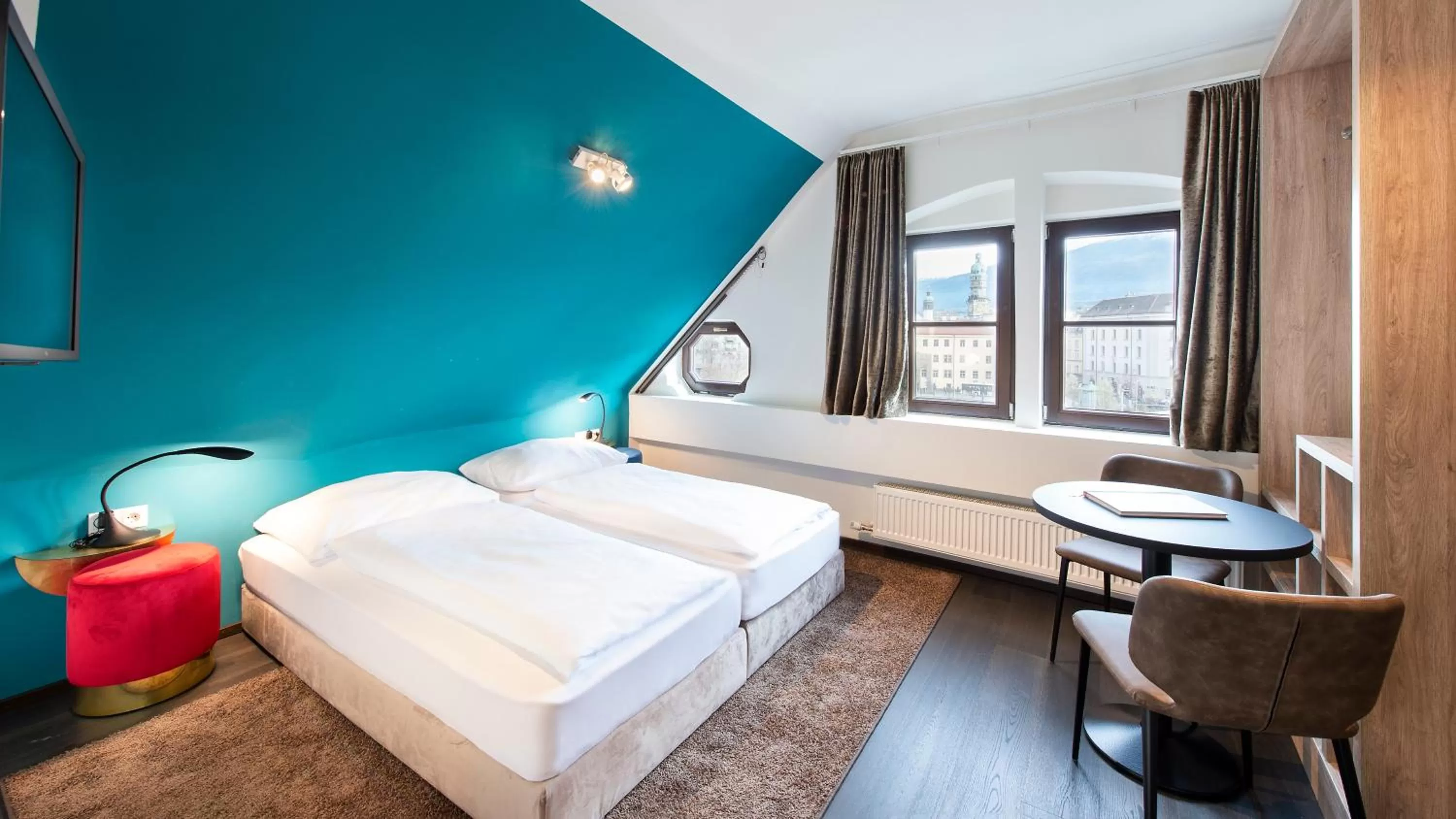 Photo of the whole room, Bed in Blackhome Innsbruck Boutique I contactless check-in
