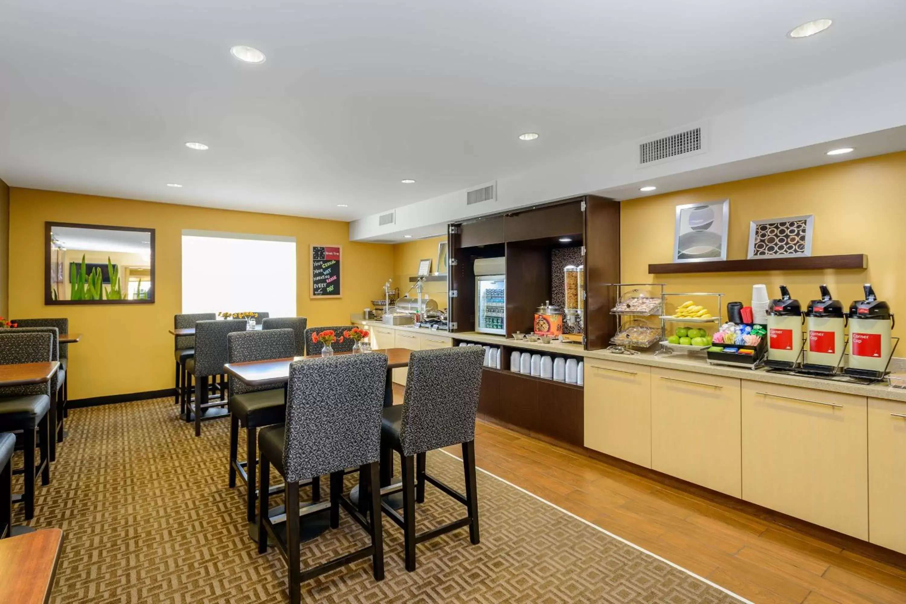 Breakfast, Restaurant/Places to Eat in TownePlace Suites by Marriott Fort Meade National Business Park