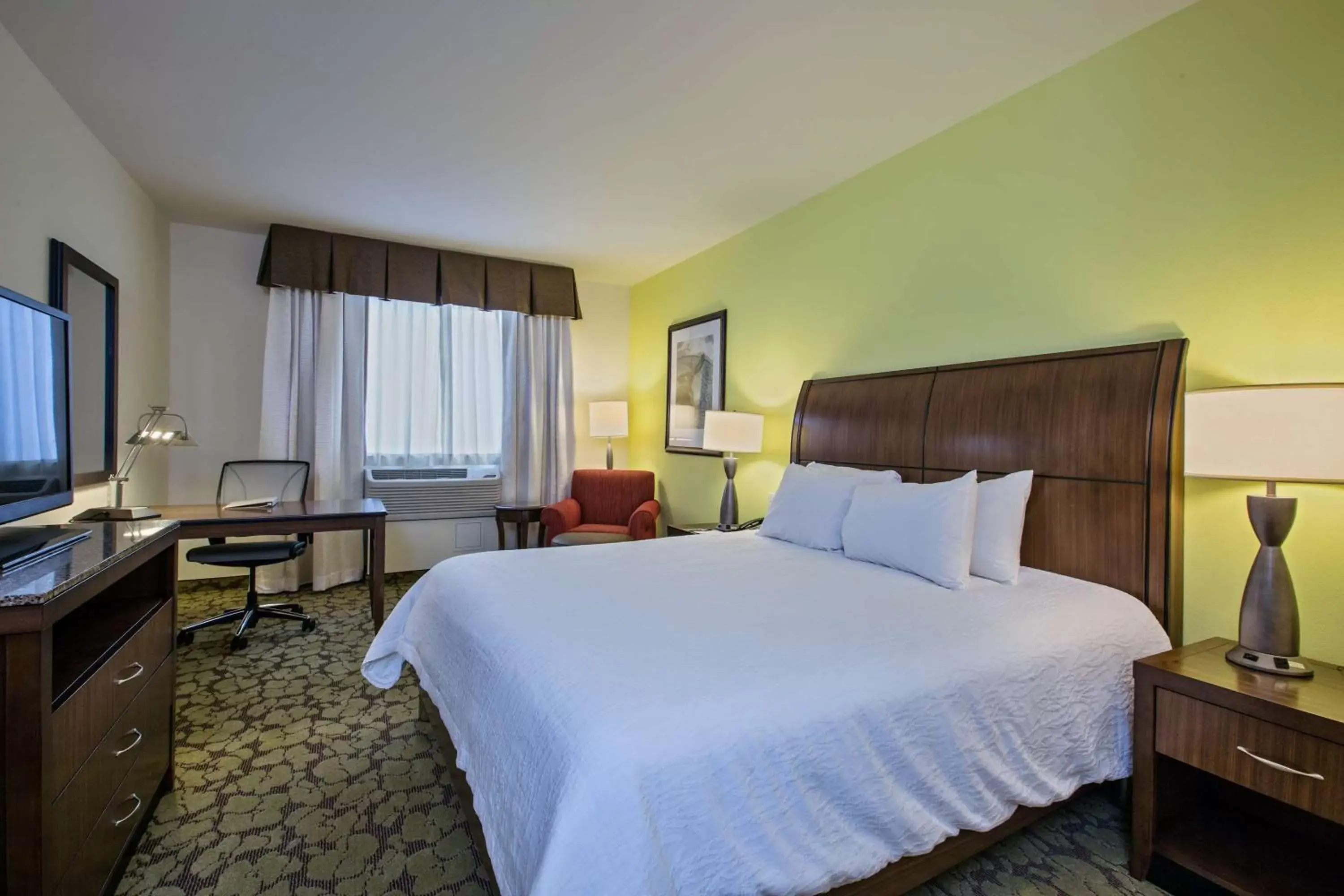 King Room in Hilton Garden Inn Lincoln Downtown/Haymarket King Room in Hilton Garden Inn Lincoln Downtown/Haymarket