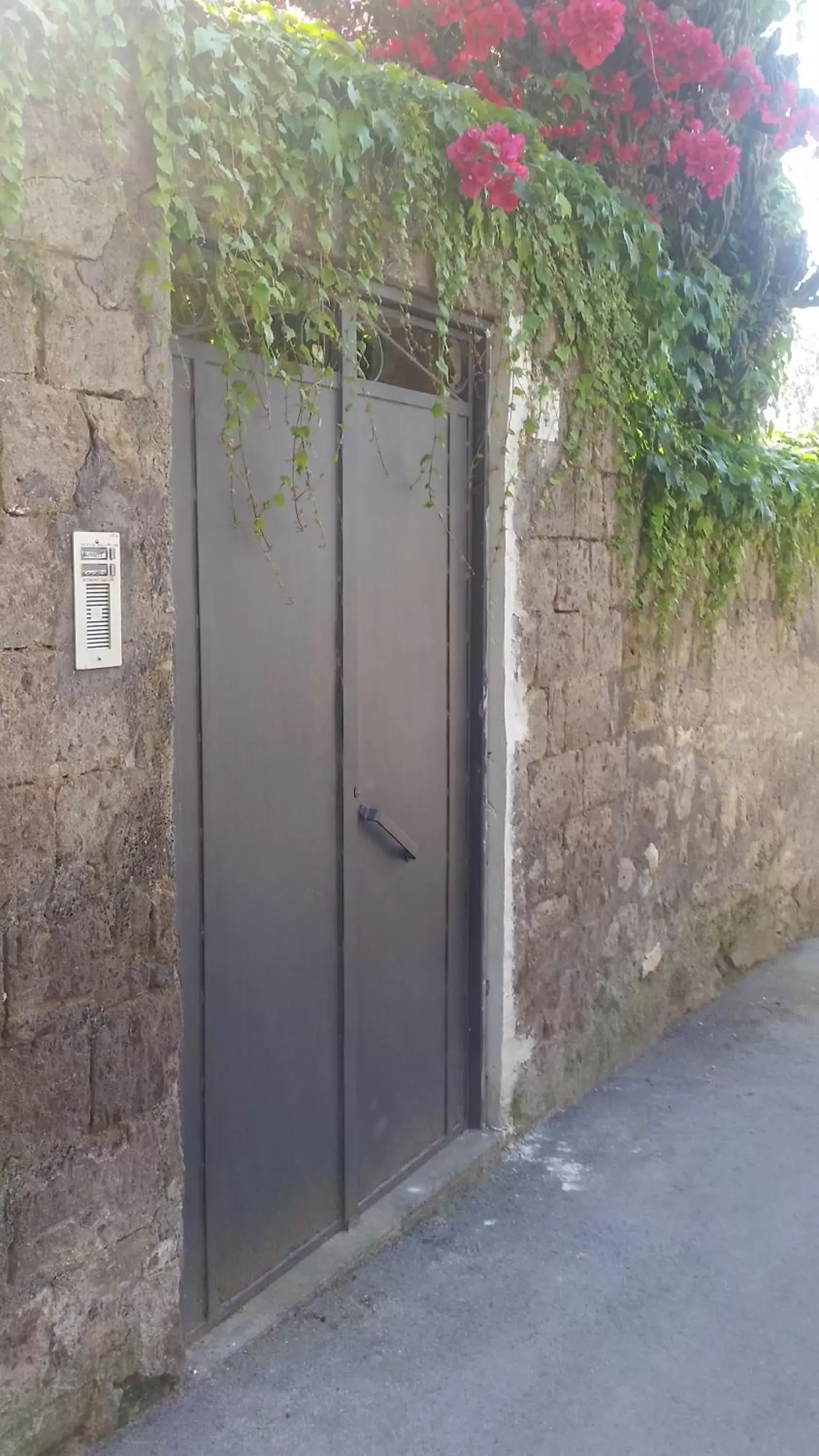 Facade/entrance in Casa Carolina B&B