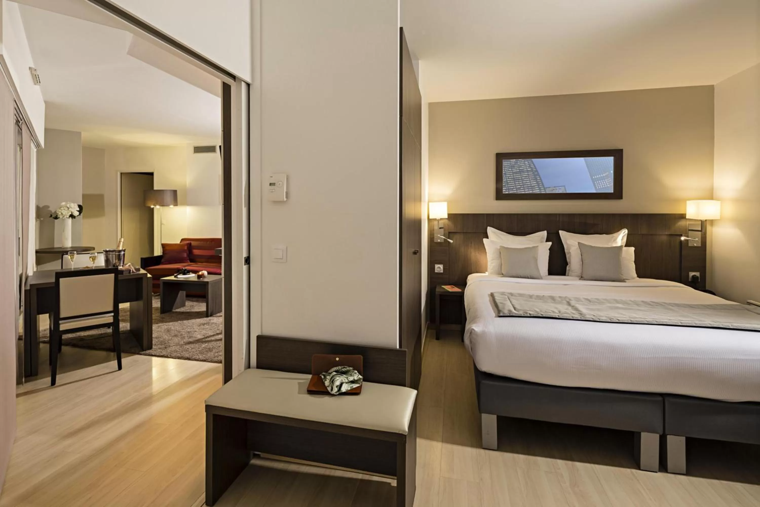 Bed in Residhome Courbevoie La Défense