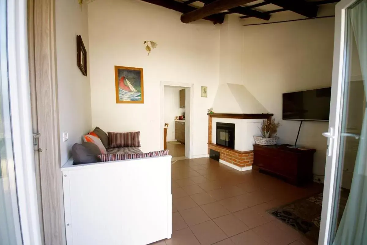 Living room, Seating Area in Borgo del Priolo B&B