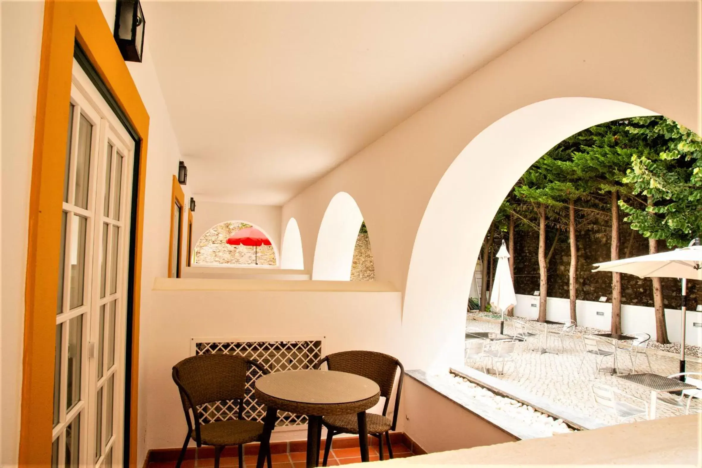 Patio in Casa Senhoras Rainhas - Óbidos - by Unlock Hotels