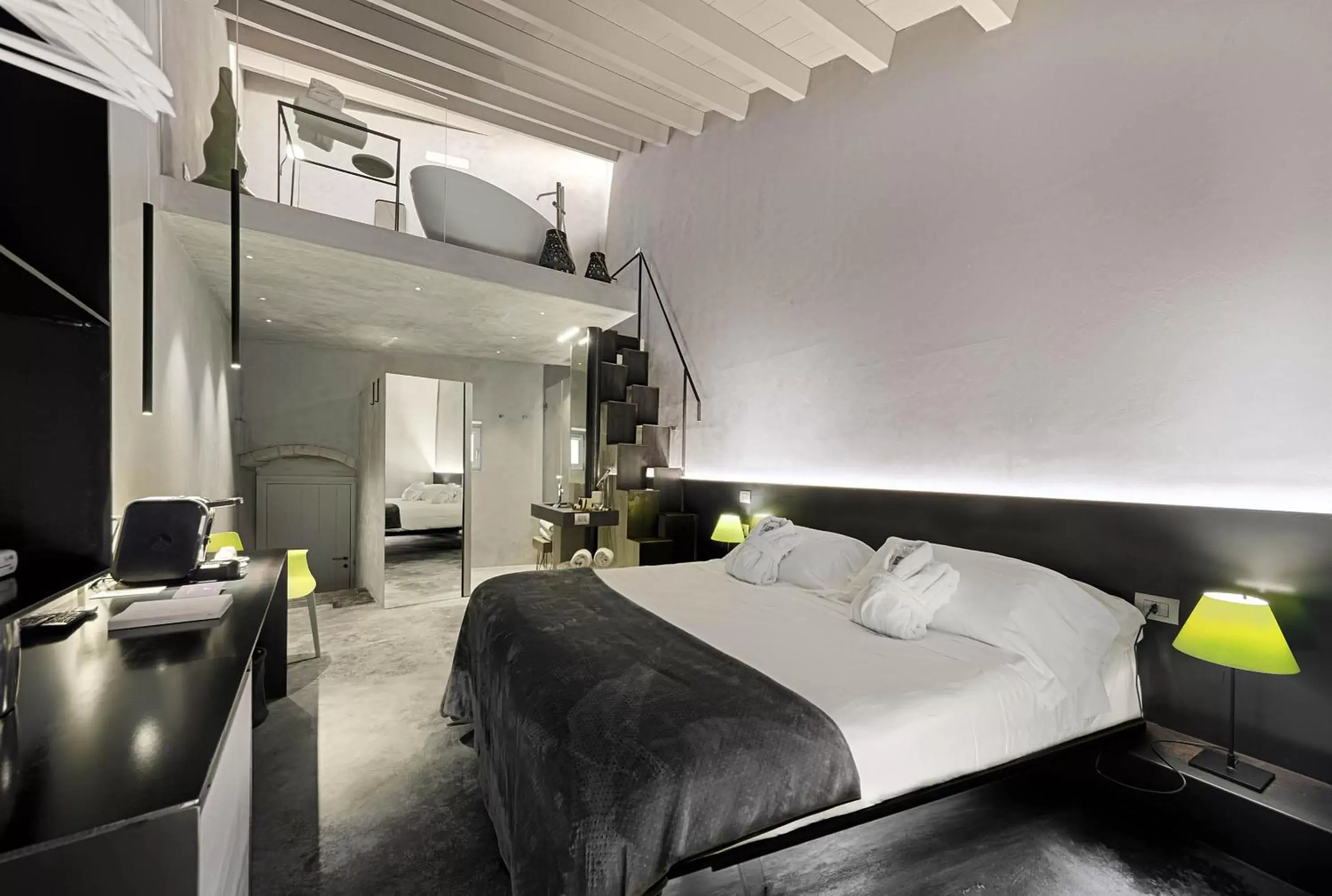 Bedroom in Relais & Châteaux Locanda Don Serafino