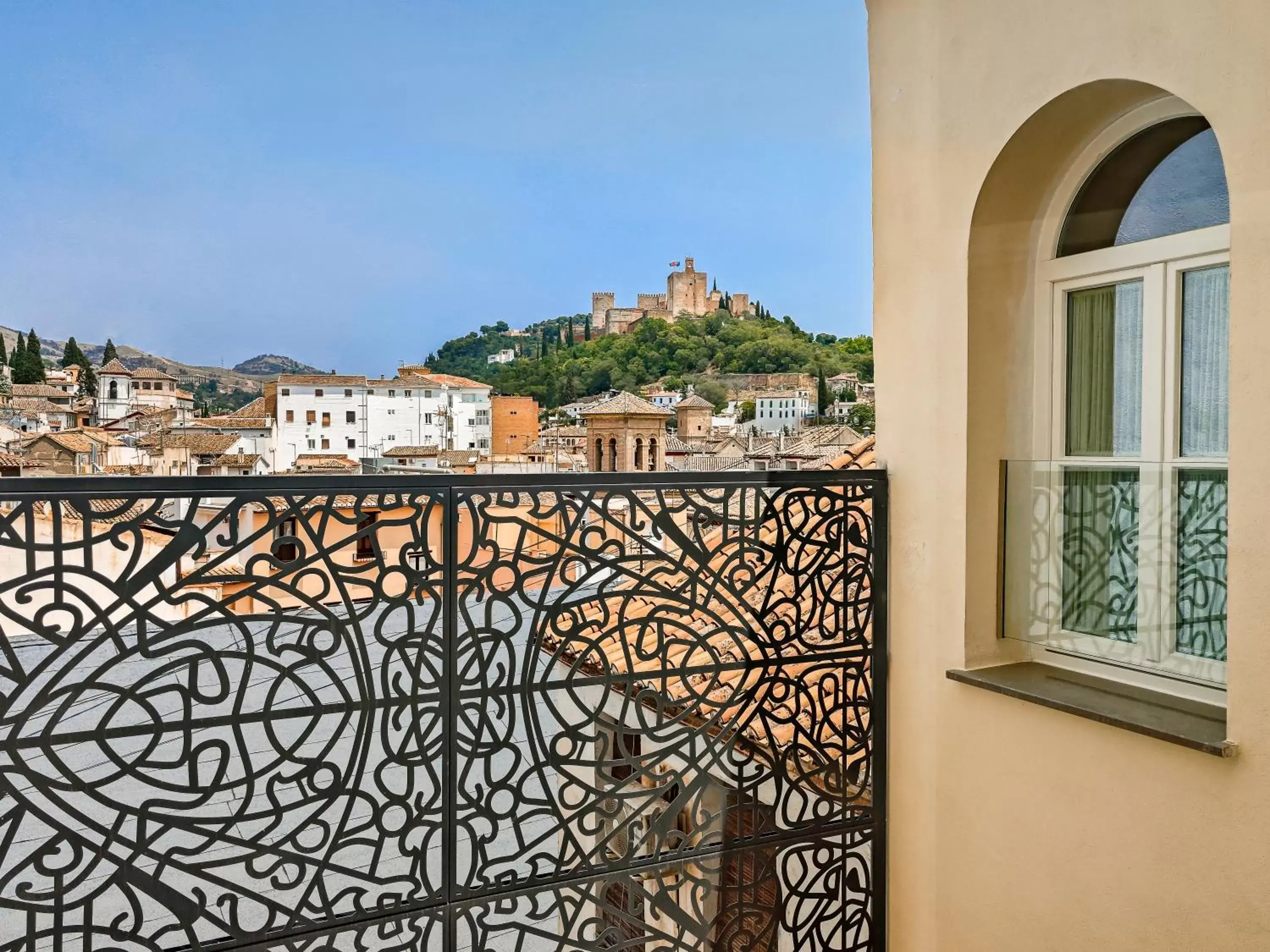 City view, Balcony/Terrace in Palacio Gran Vía, a Royal Hideaway Hotel