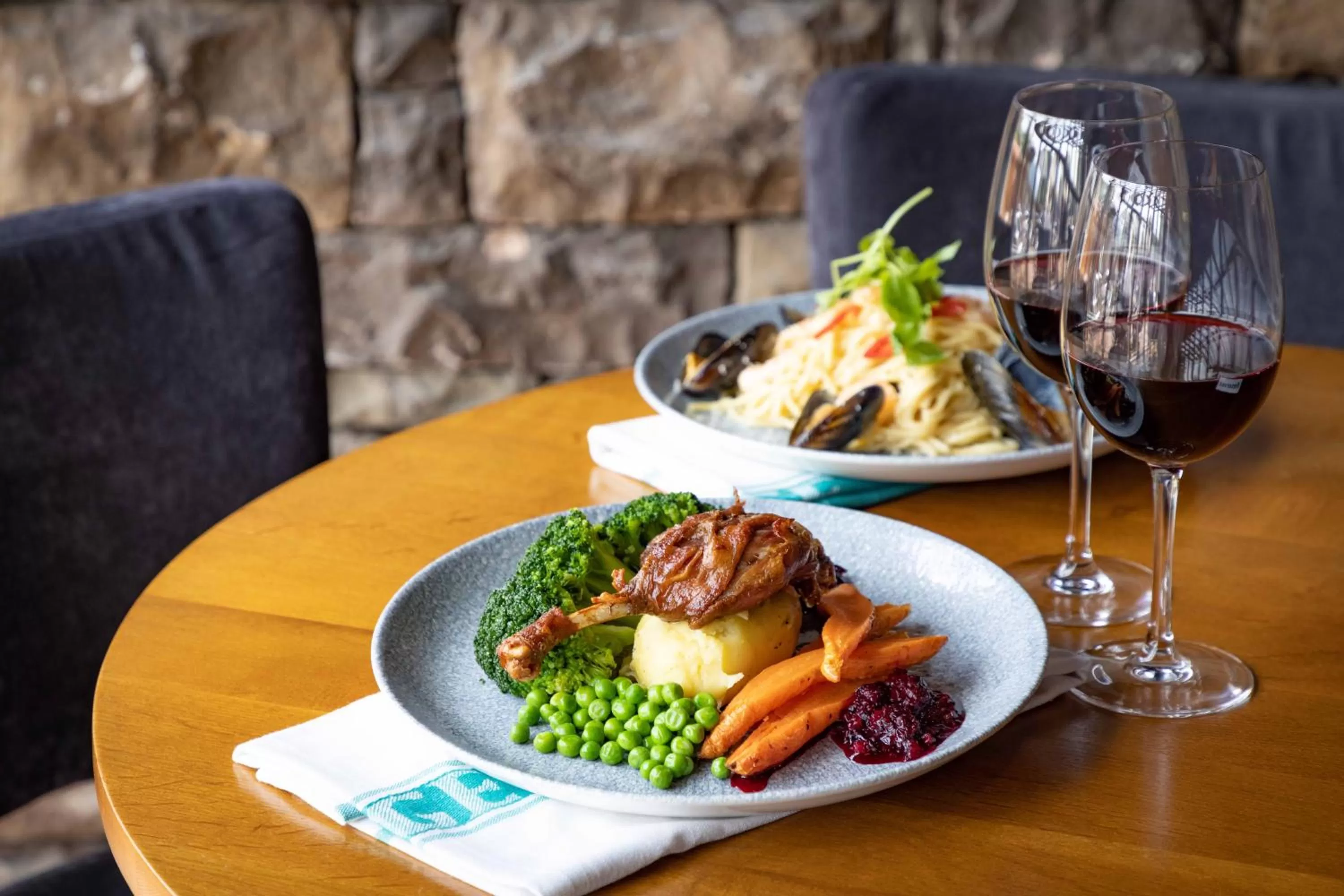 Food and drinks in Windermere Hotel