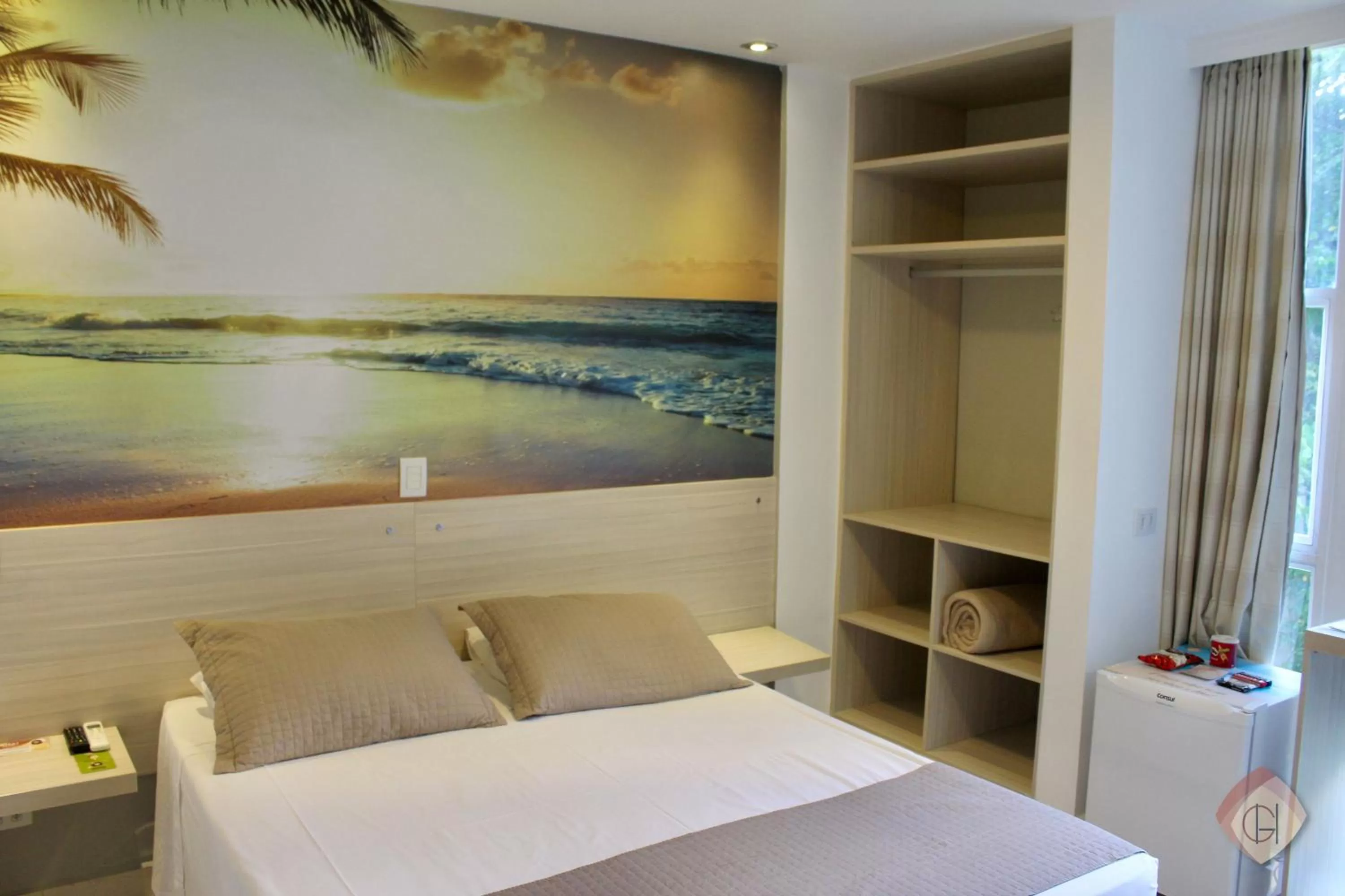 Small Double Room in Grand Hotel Guarujá - A sua Melhor Experiência Beira Mar na Praia!