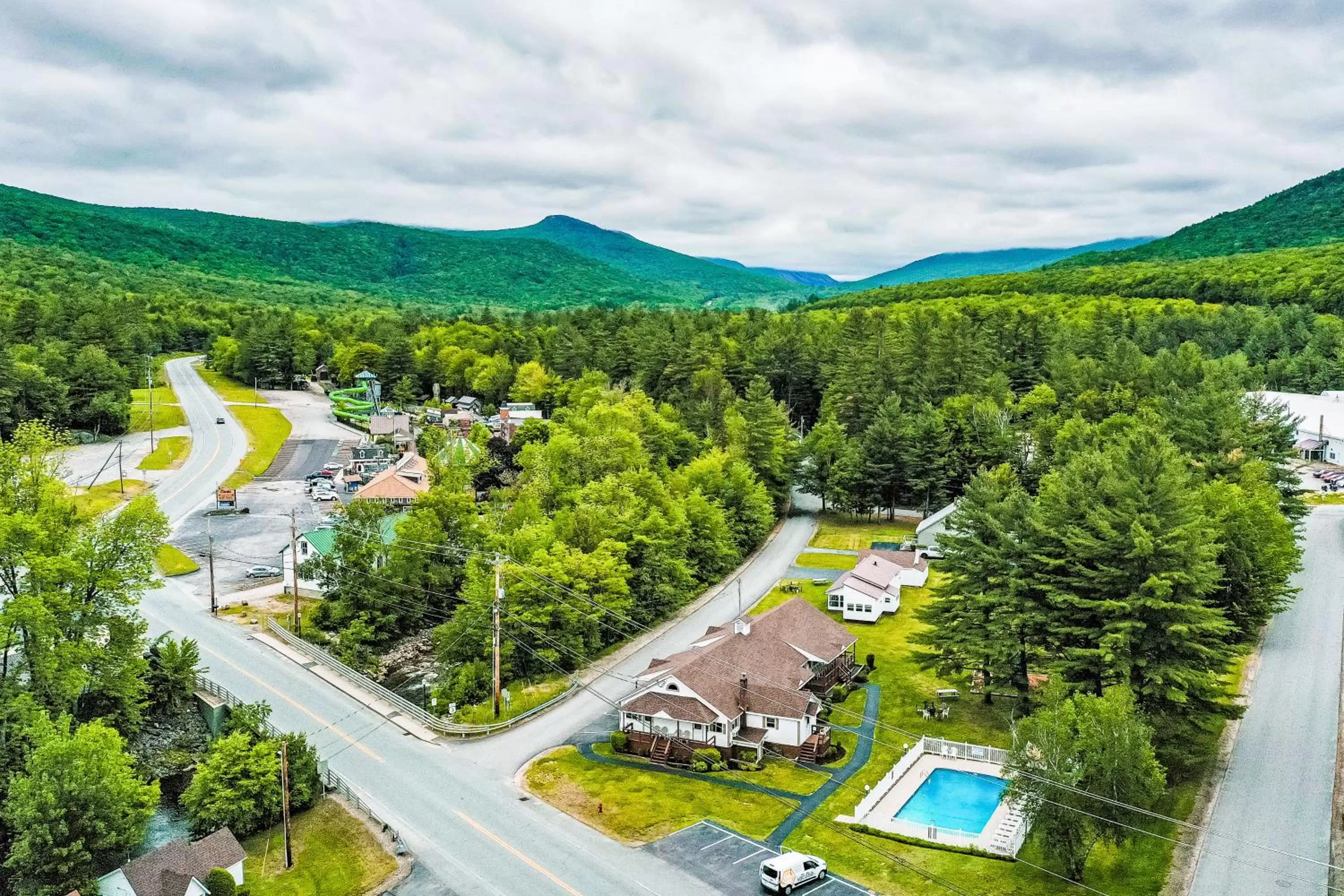 Riverbank Motel and Cabins Managed by Vacasa