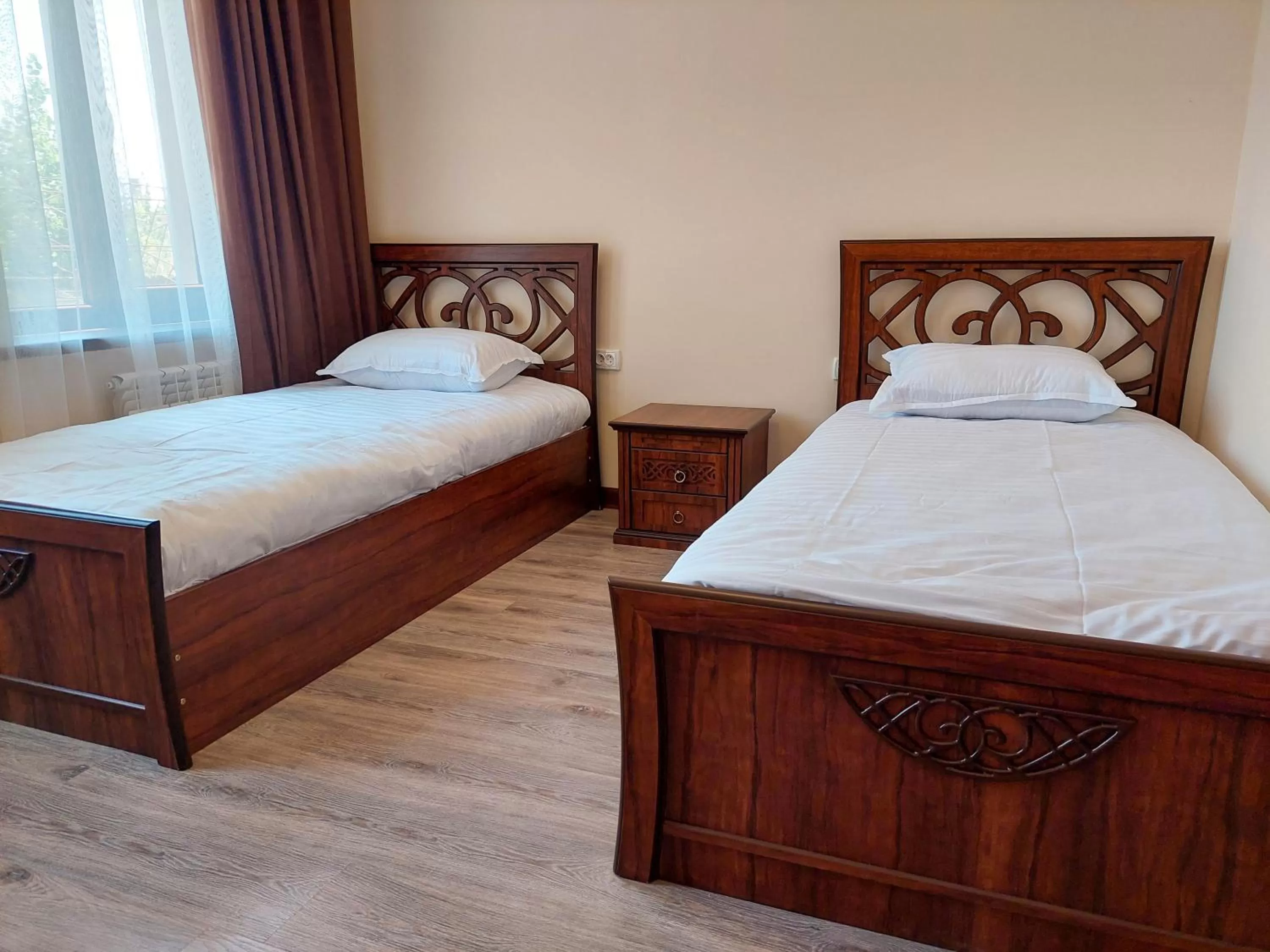 Photo of the whole room, Bed in Samarabonu Hotel