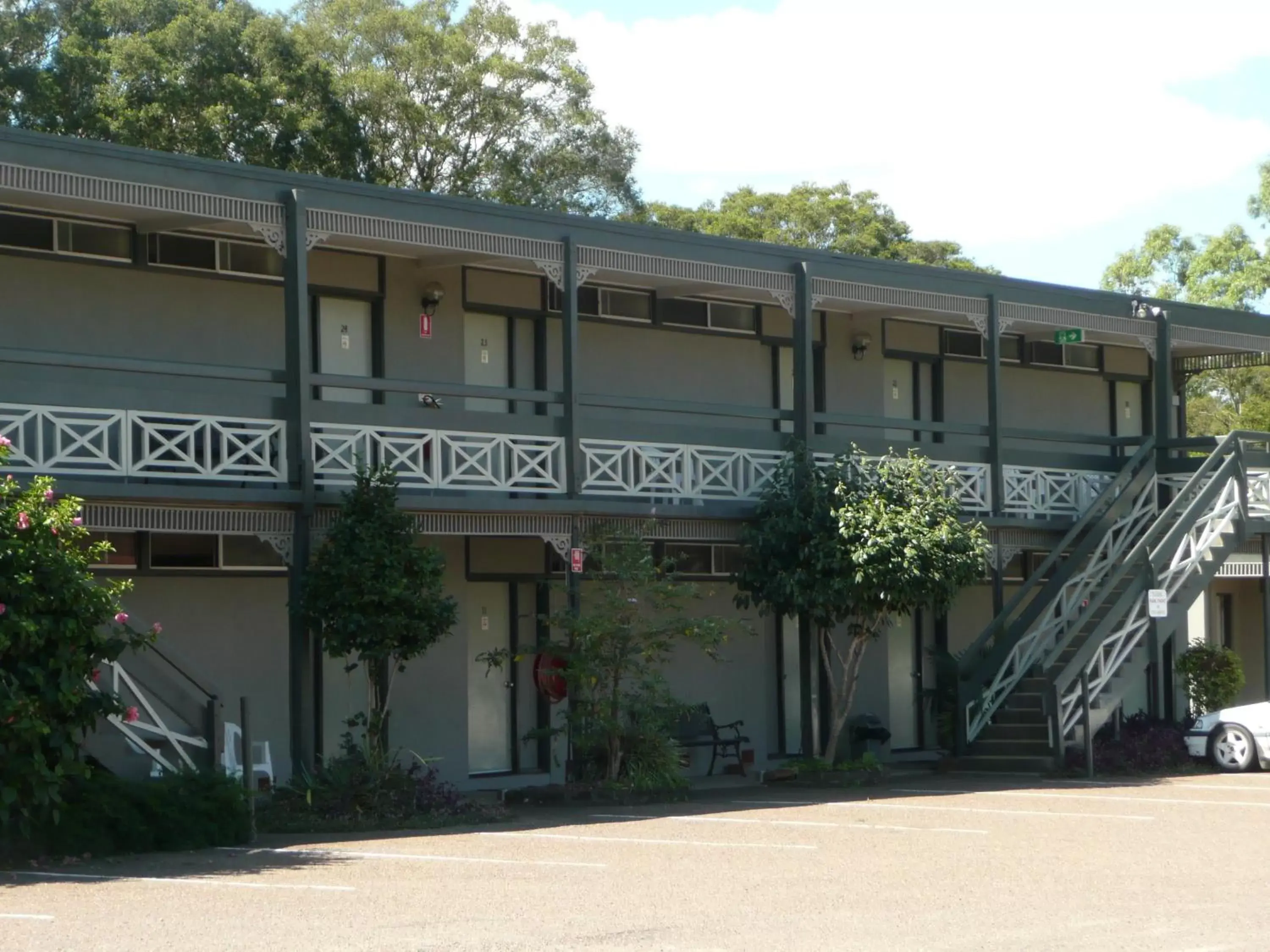 Facade/entrance, Property Building in Hermitage Motel