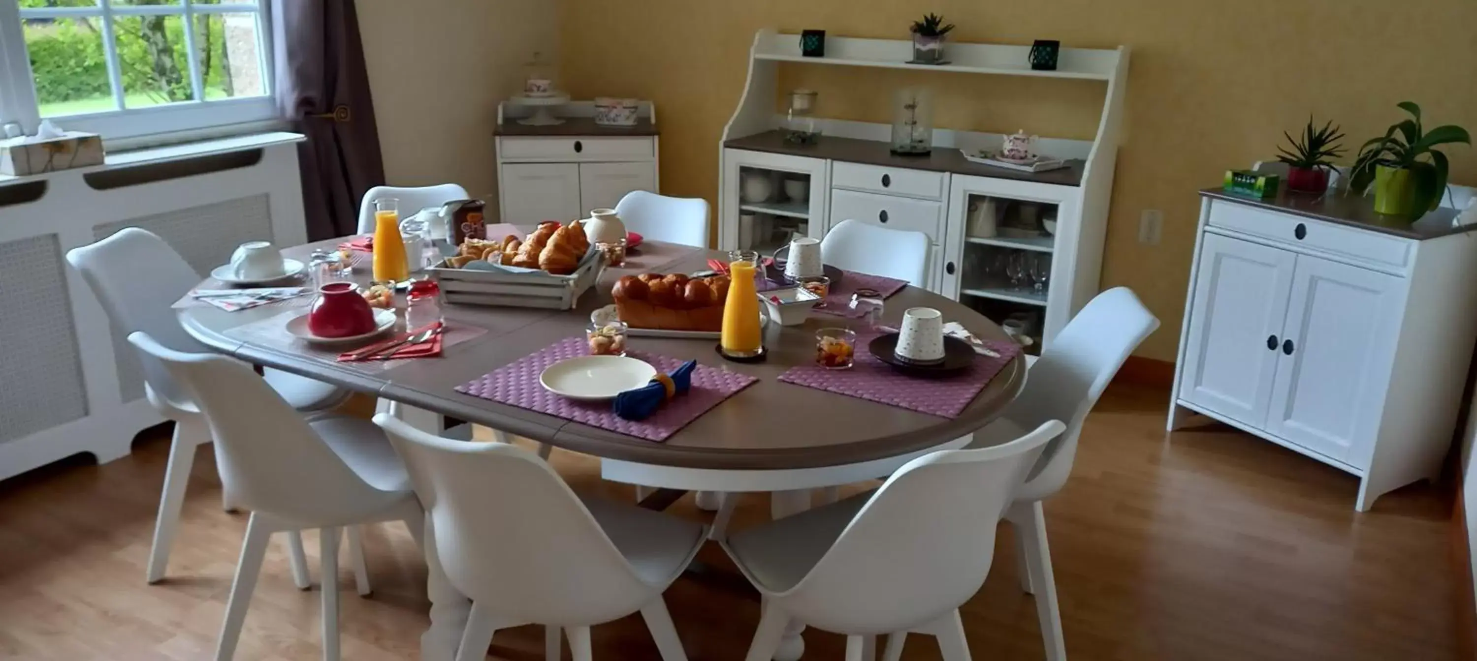 Breakfast, Dining Area in Ker Paula