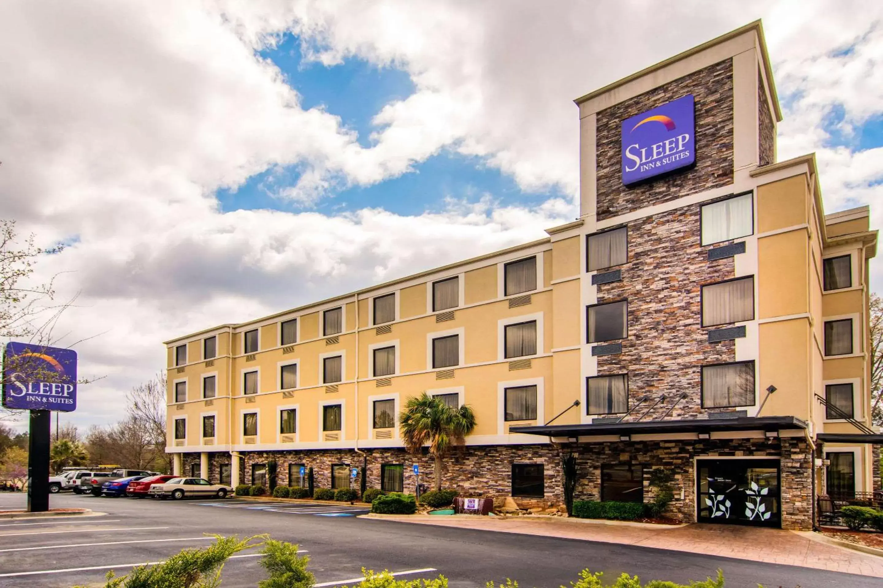 Property Building in Sleep Inn & Suites