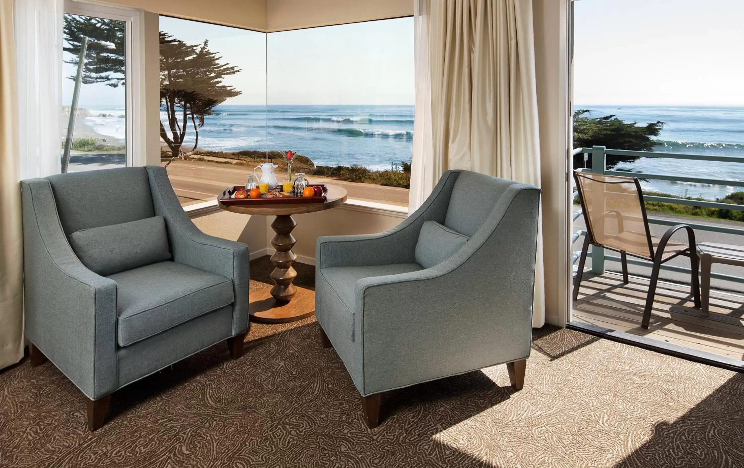 Balcony/Terrace, Sea View in Cambria Landing Inn and Suites