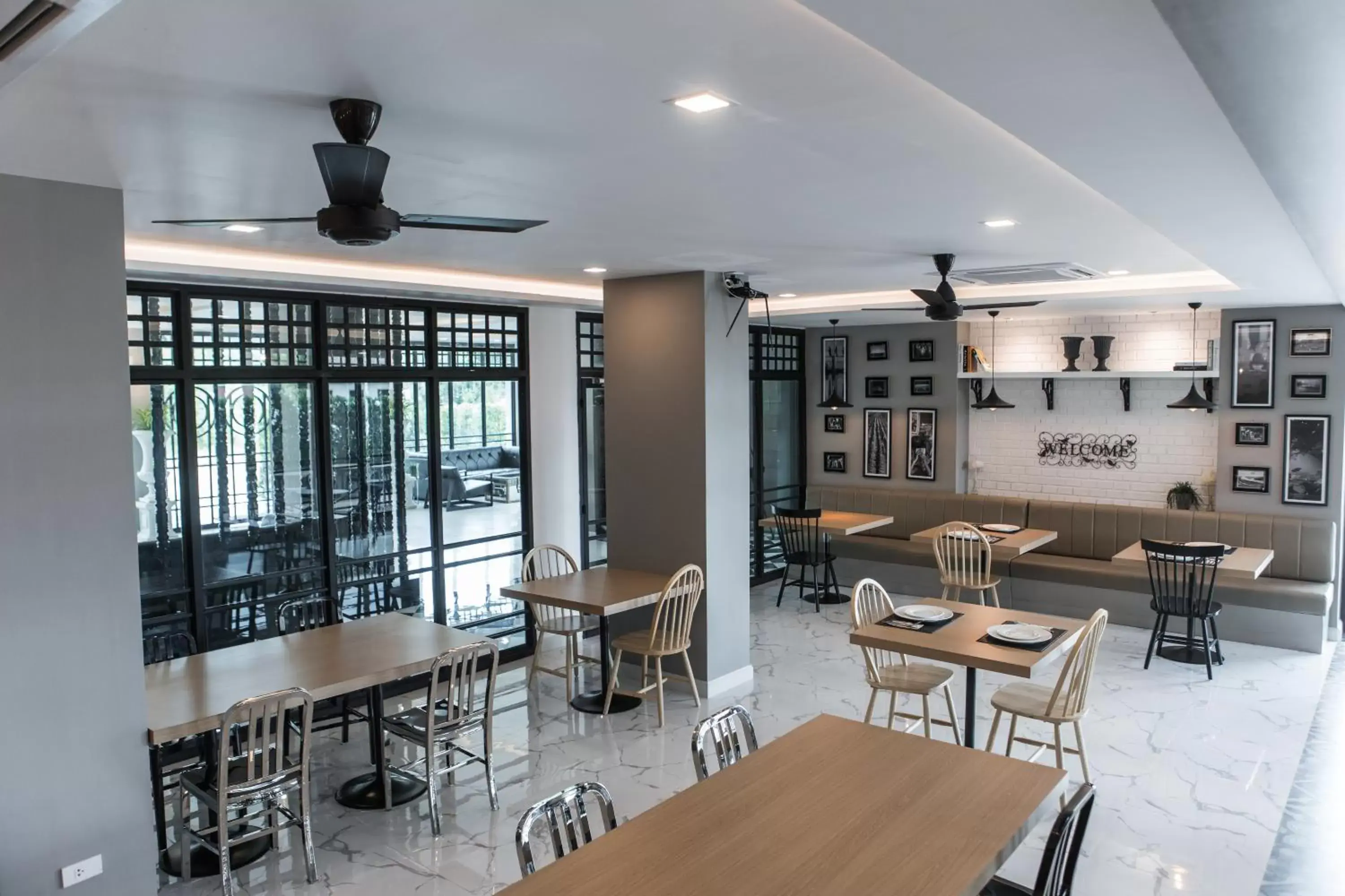 Property building, Restaurant/Places to Eat in Haus Hotel Udonthani