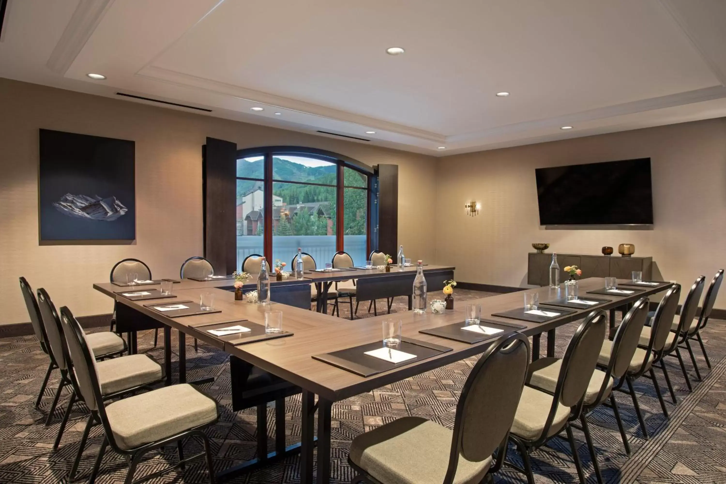 Meeting/conference room in The Hythe, a Luxury Collection Resort, Vail