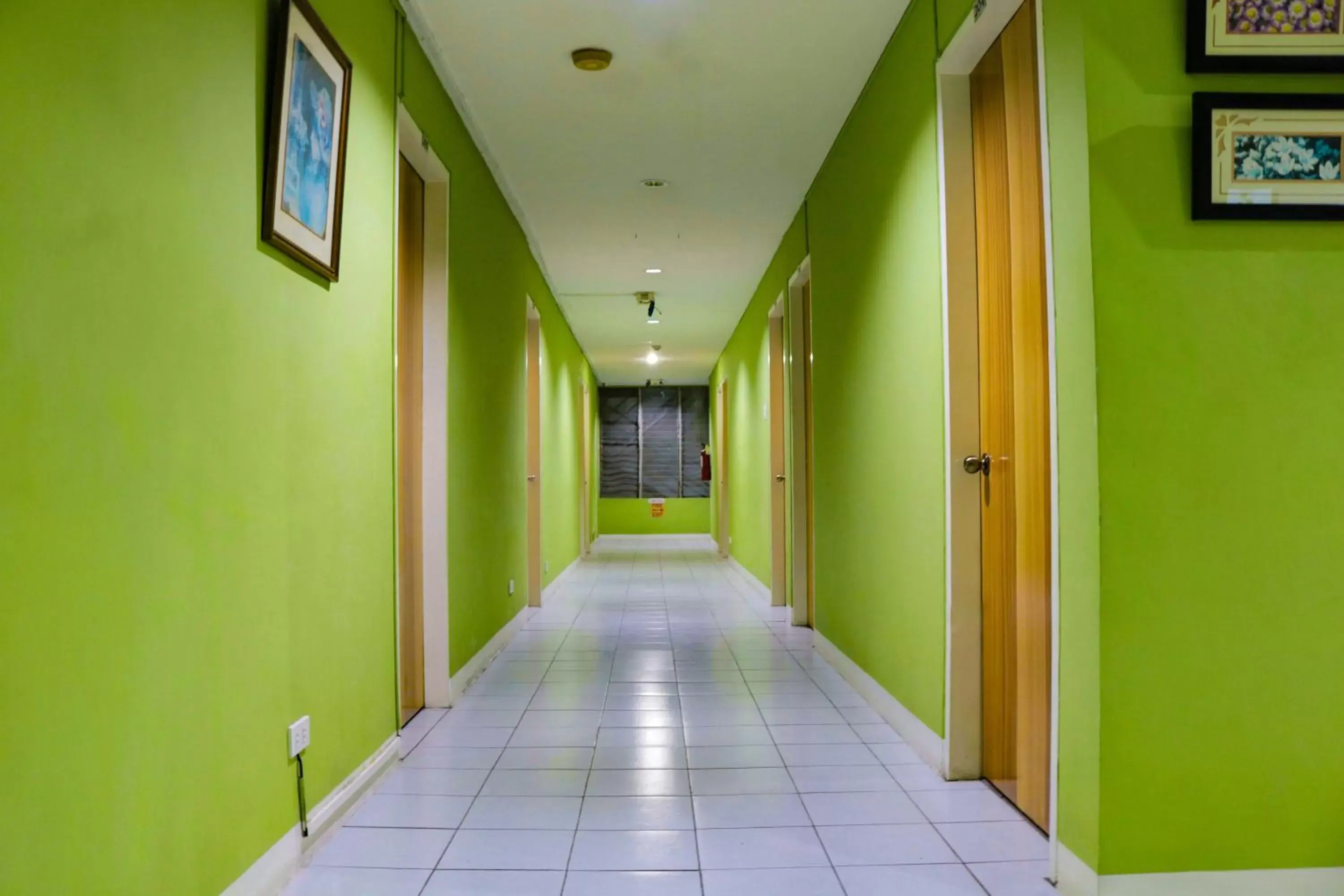 Area and facilities in RedDoorz @ Junquera Extension Cebu