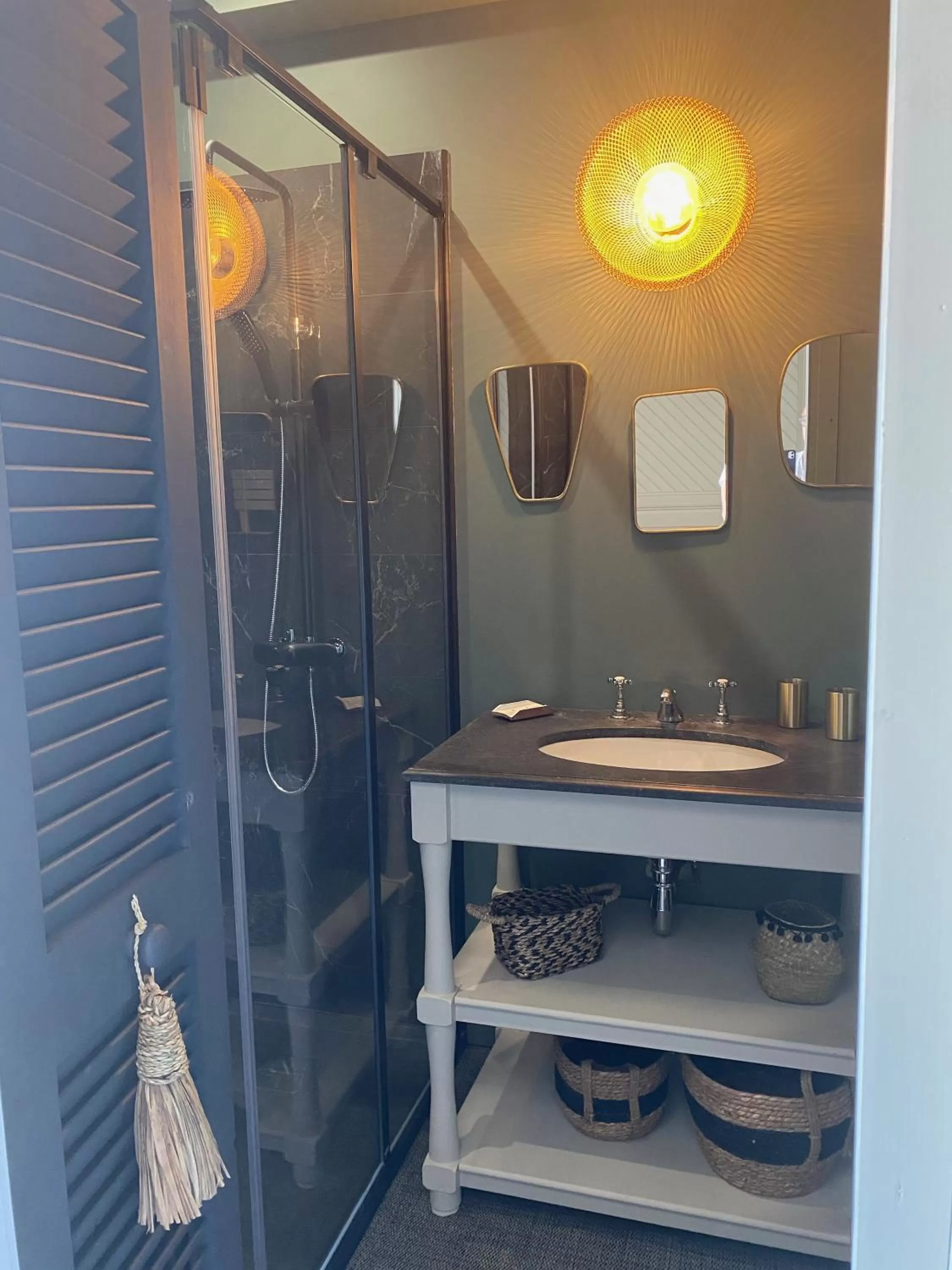 Bathroom in La maison du grand rocher