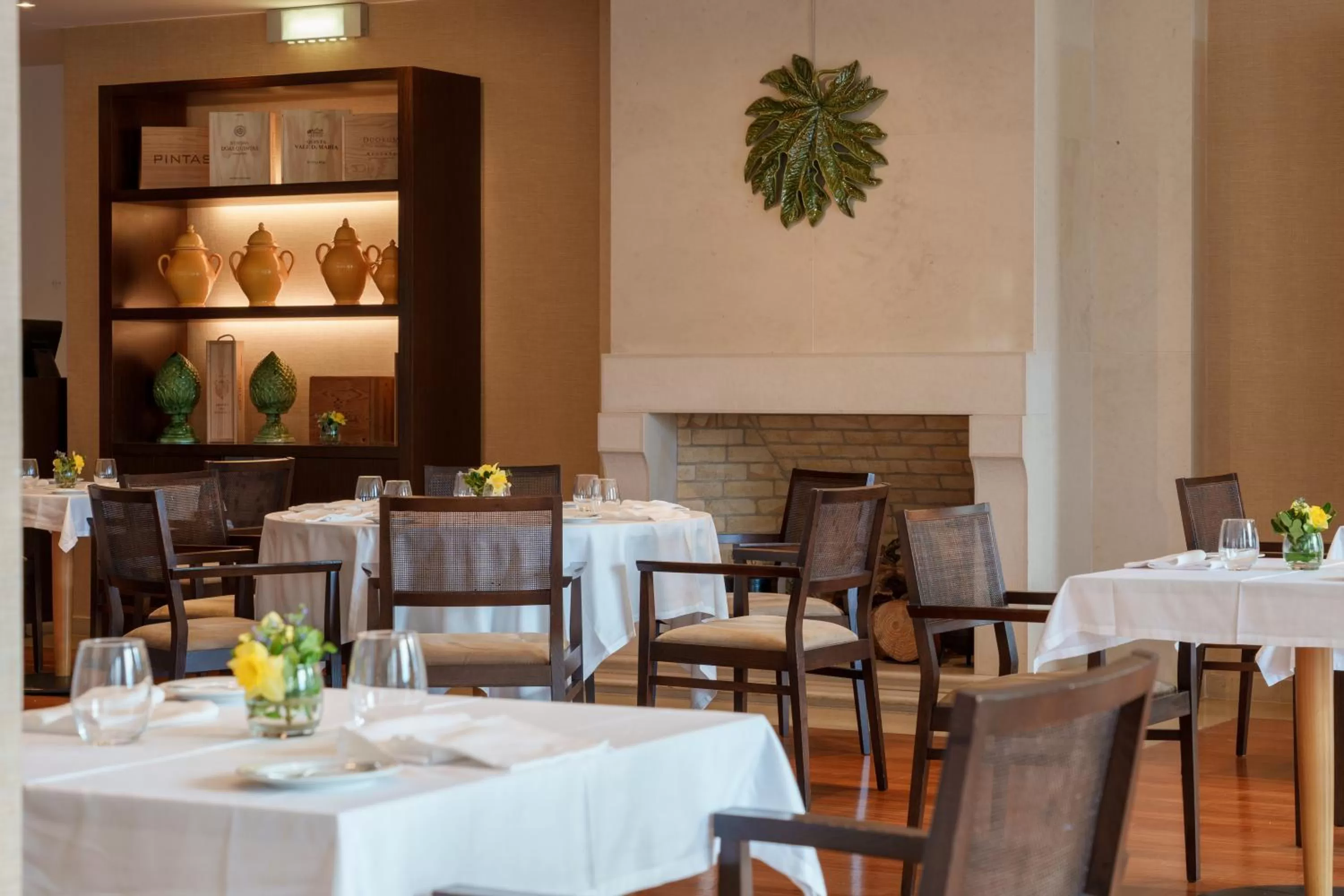 Restaurant/places to eat in Hotel Dom Goncalo & Spa