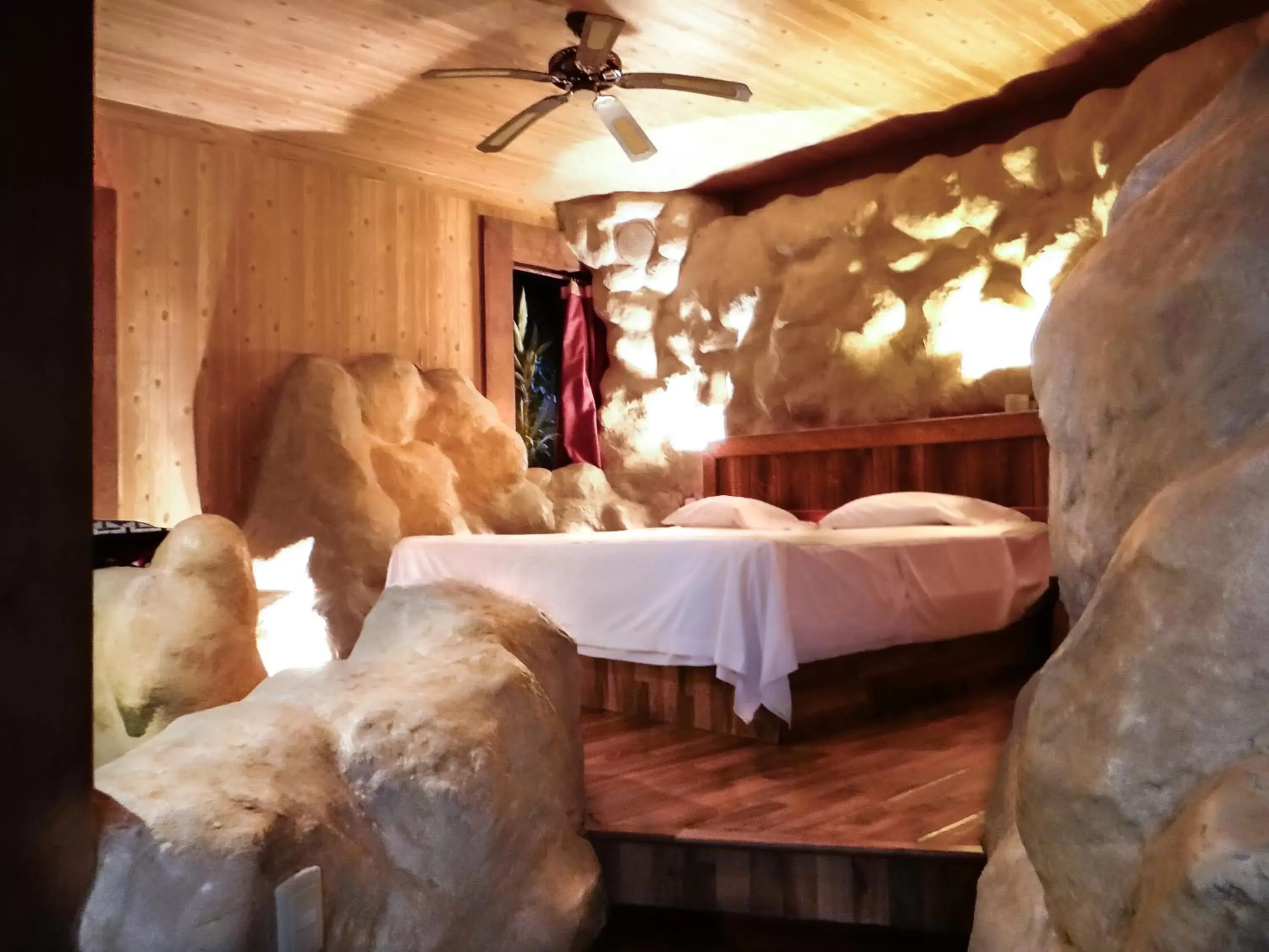 Bed in El Gran Marques Hotel/Motel