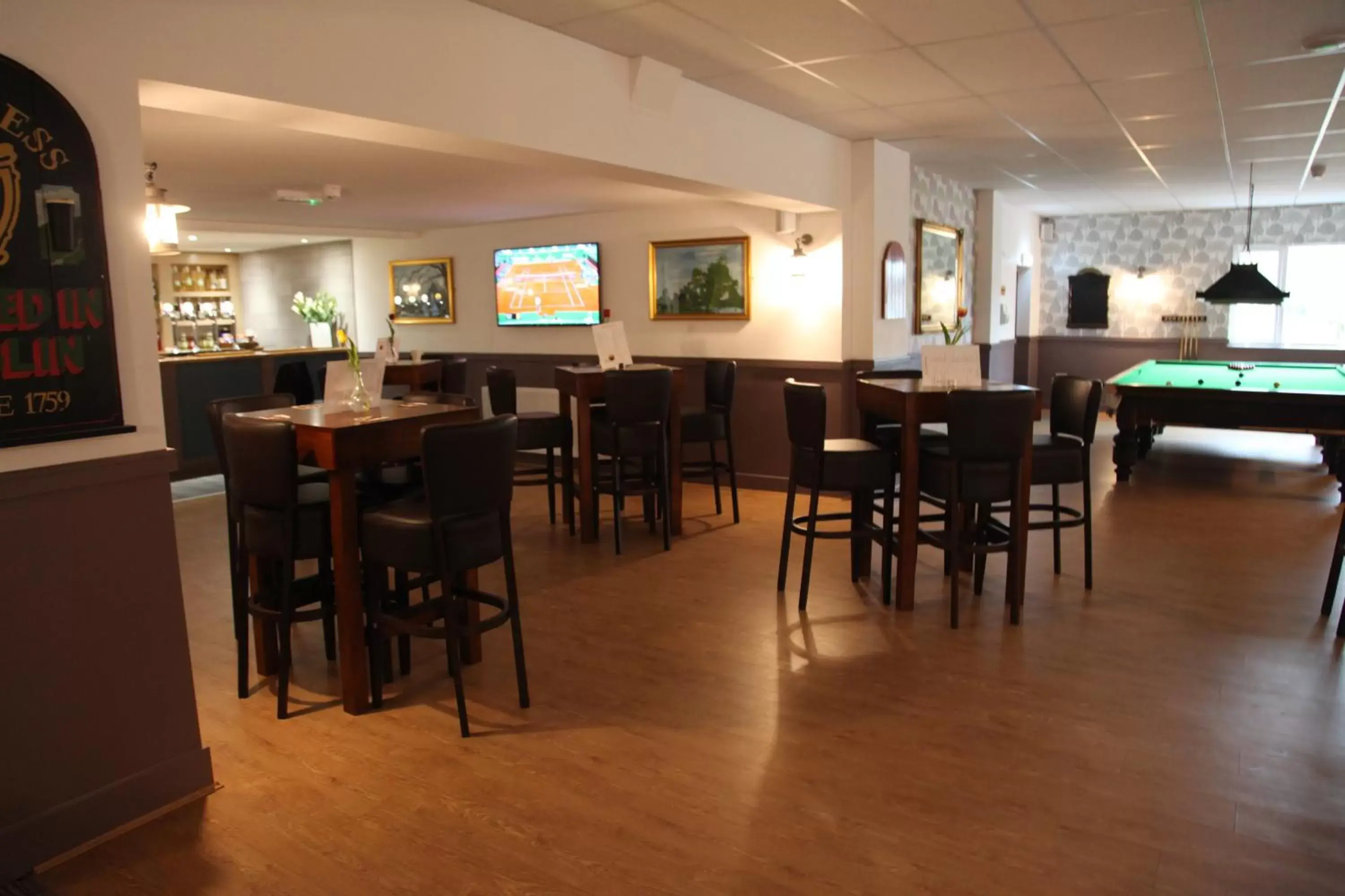 Lounge or bar, Restaurant/Places to Eat in Alcester Inn