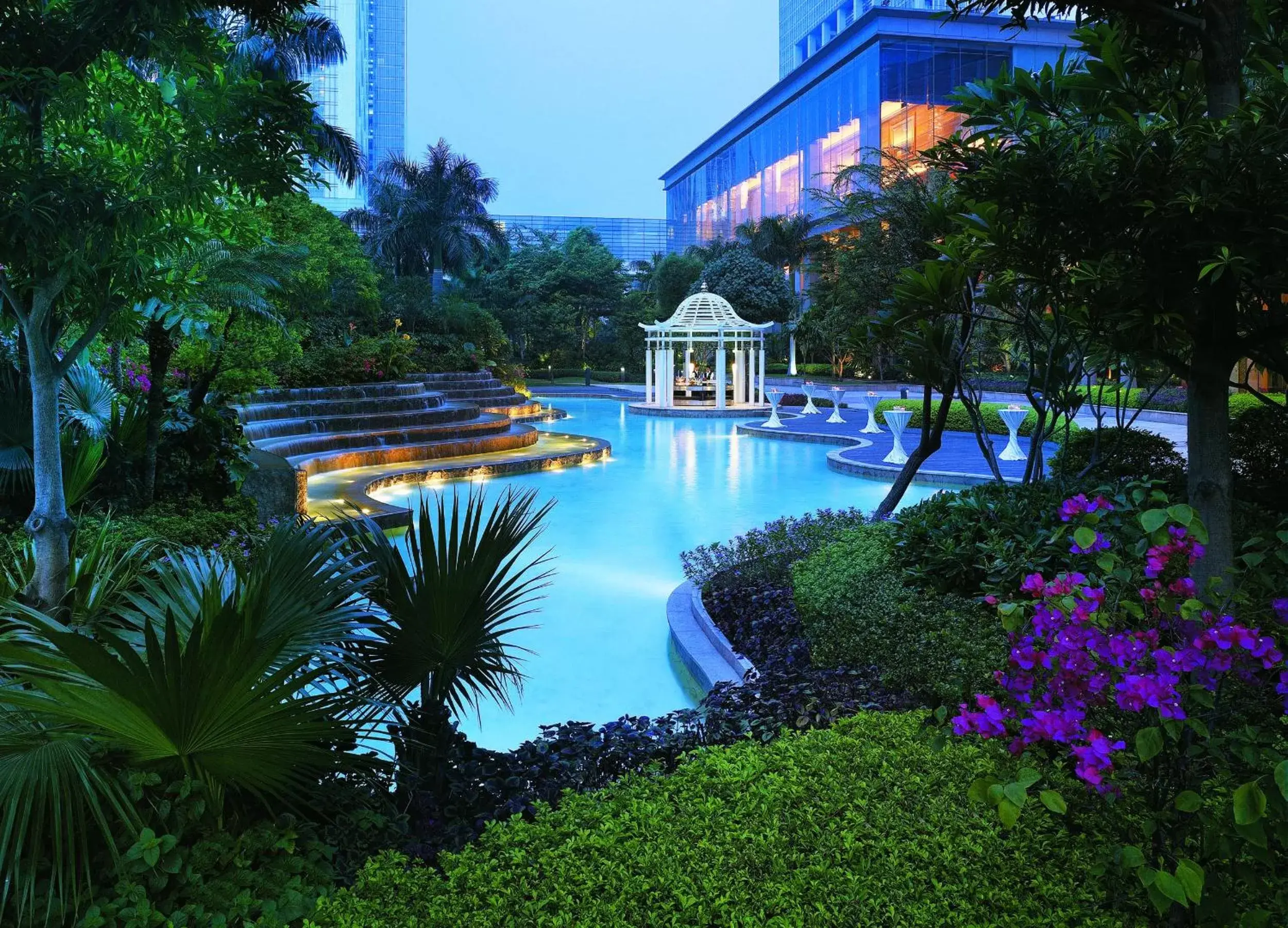Garden, Swimming Pool in Shangri-La Guangzhou