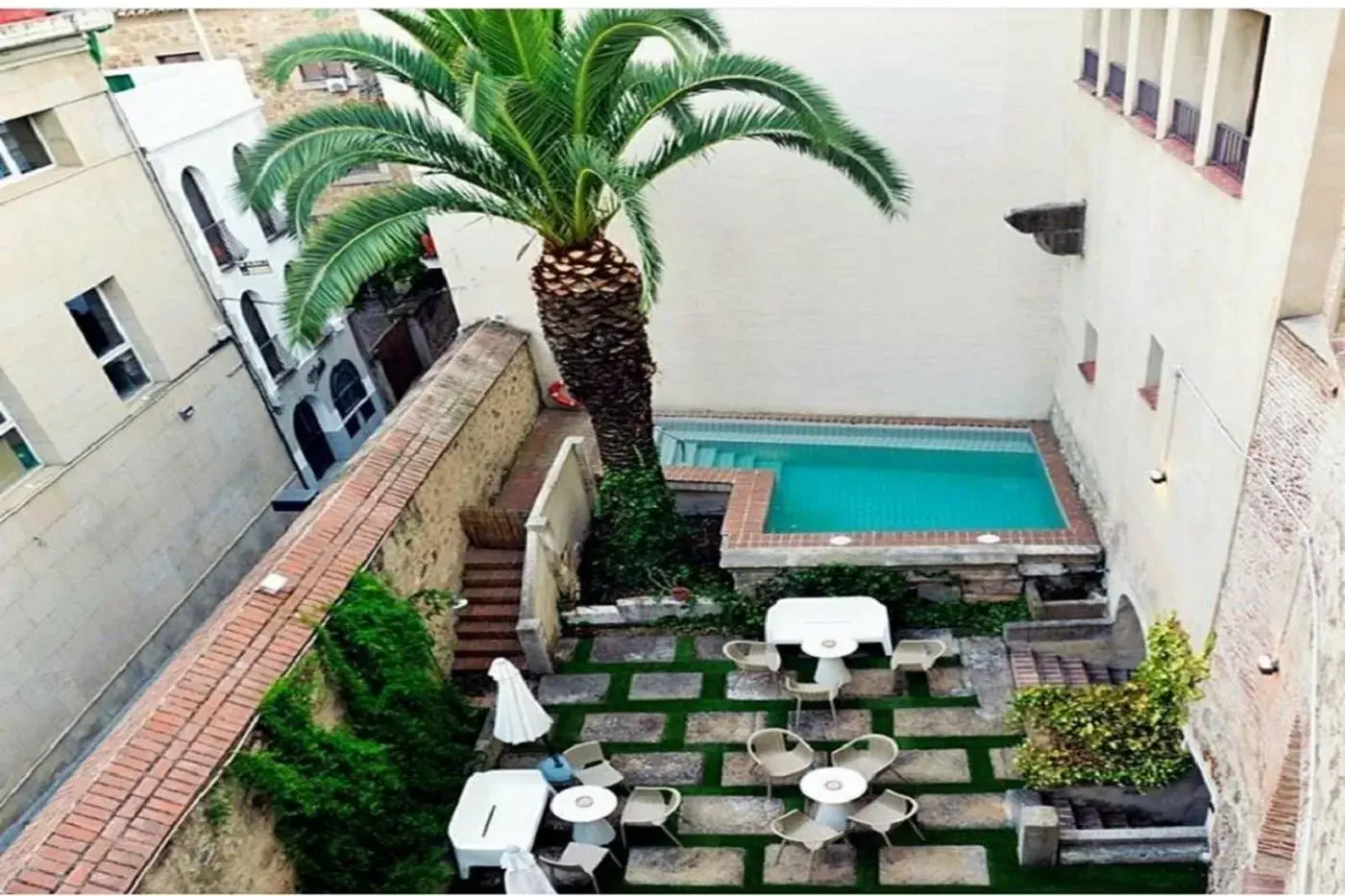 Swimming pool, Pool View in Palacio Carvajal Girón