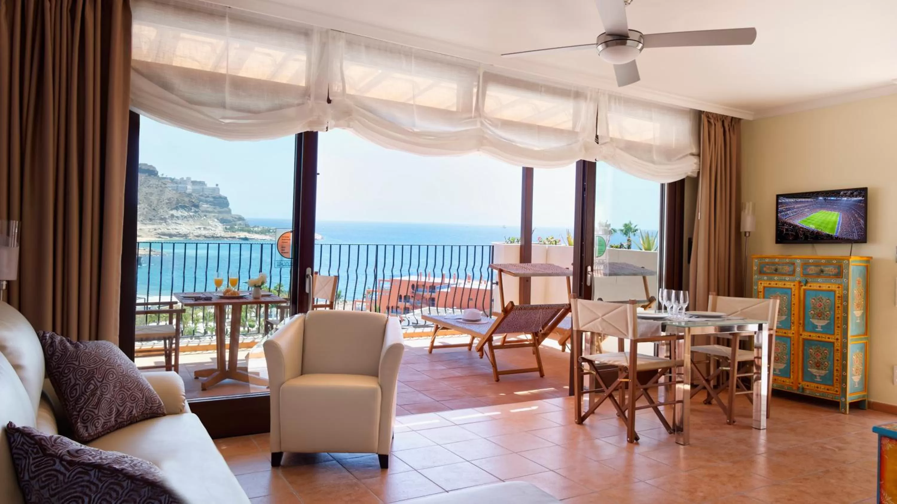 Living room in Idyll Suites - Adults Only