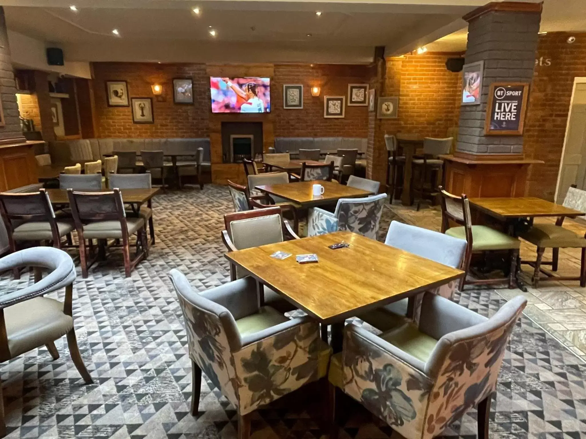 Lounge or bar, Restaurant/Places to Eat in The Grey Horse