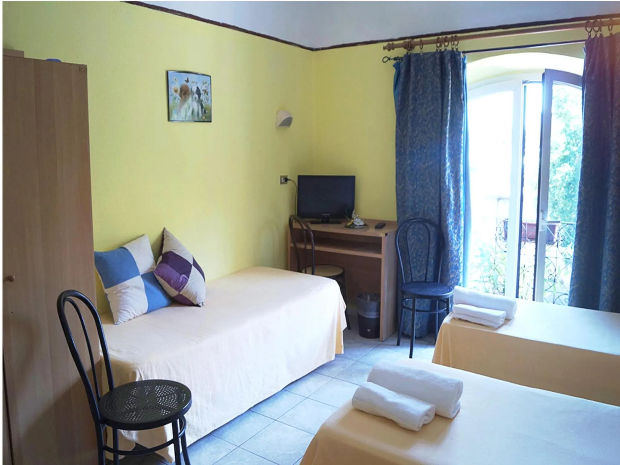 Bed in Hotel Stazione