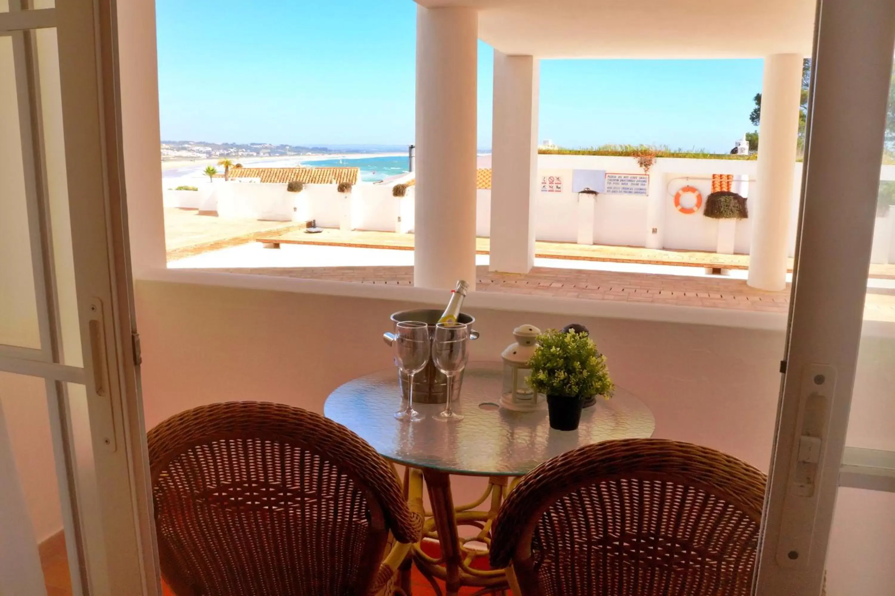 Sea view, Balcony/Terrace in Baluarte da Vila Apartments