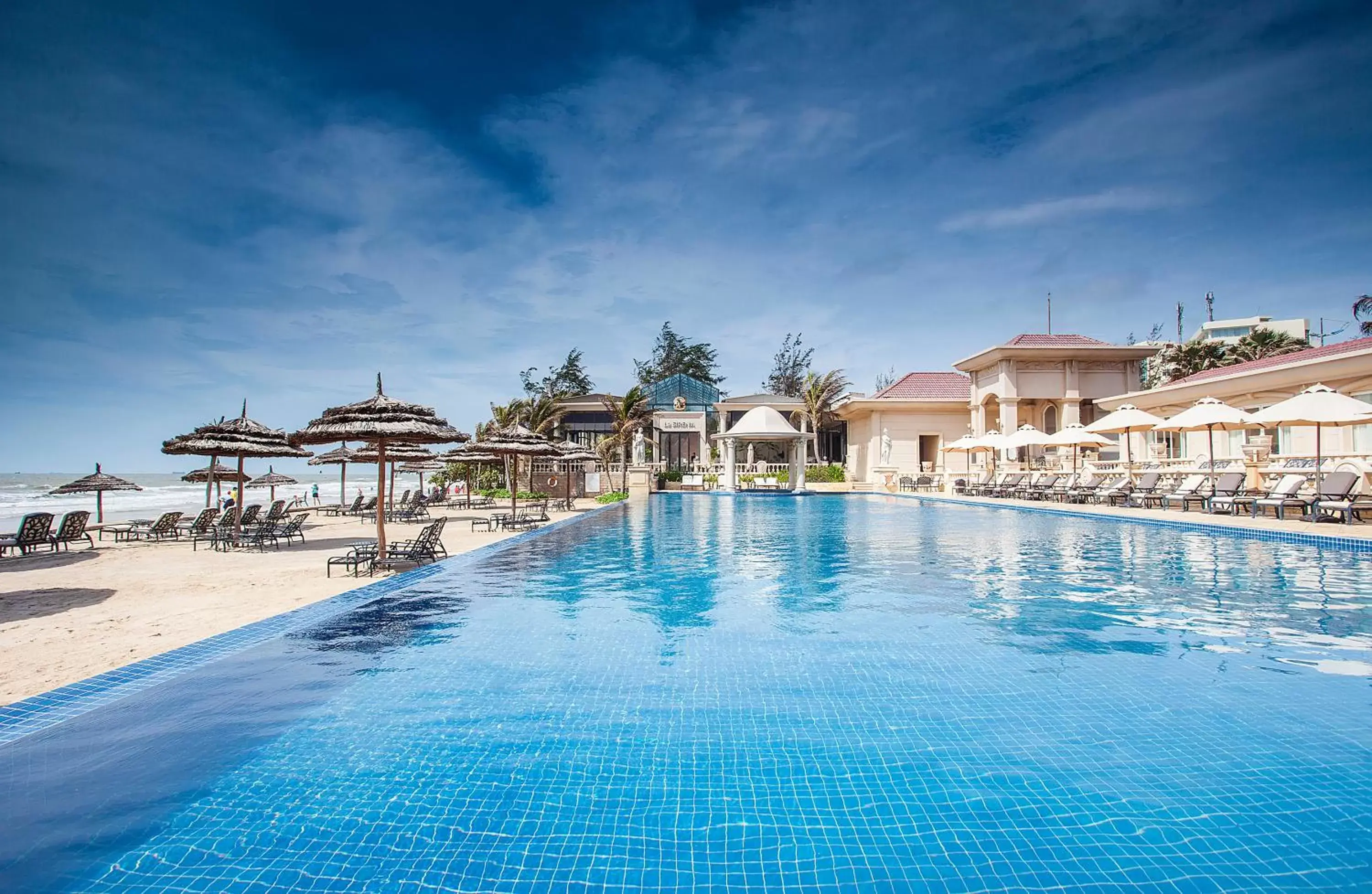 Beach, Swimming Pool in The IMPERIAL Vung Tau Hotel