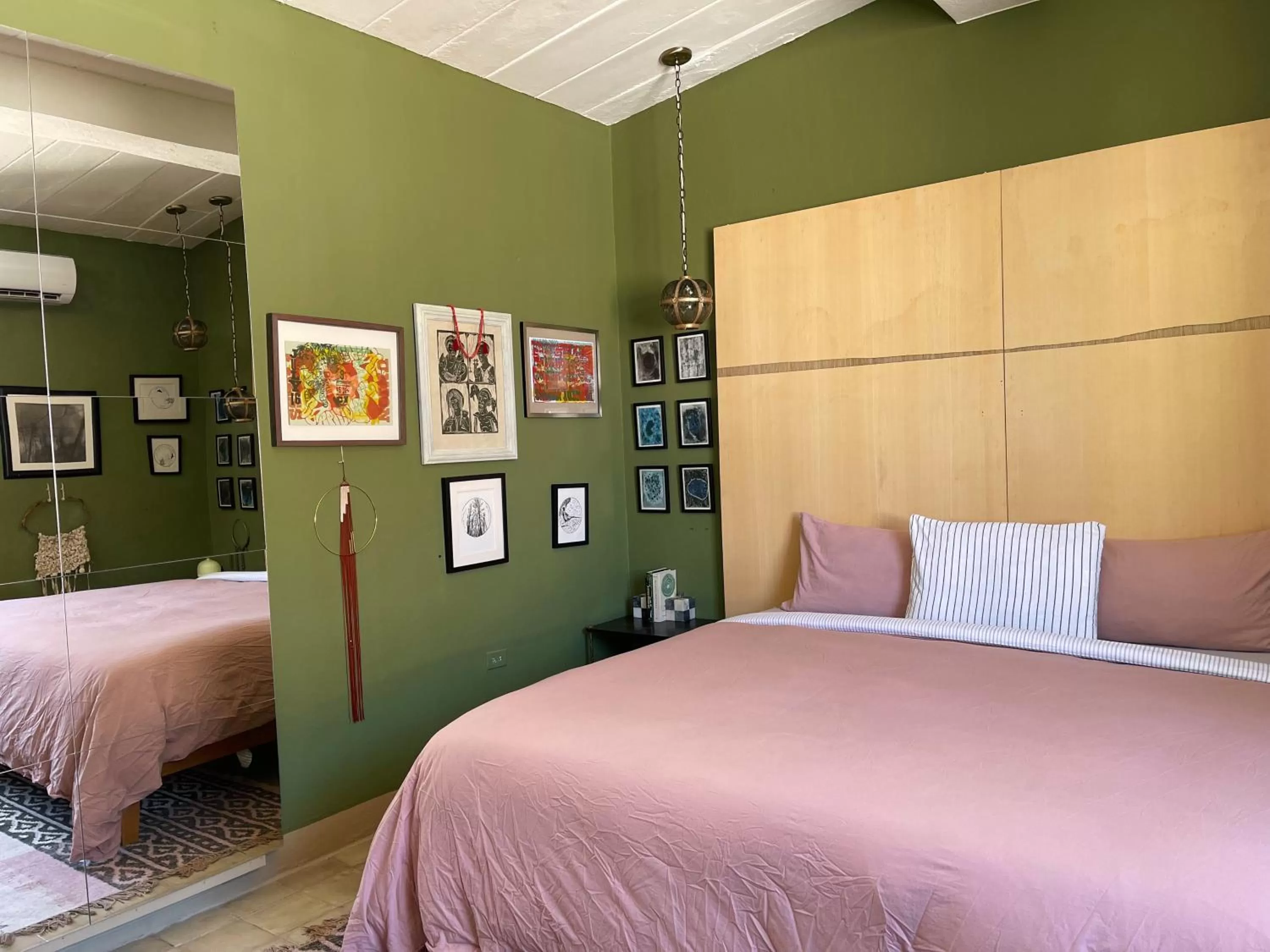 Bed in La Botanica Hotel