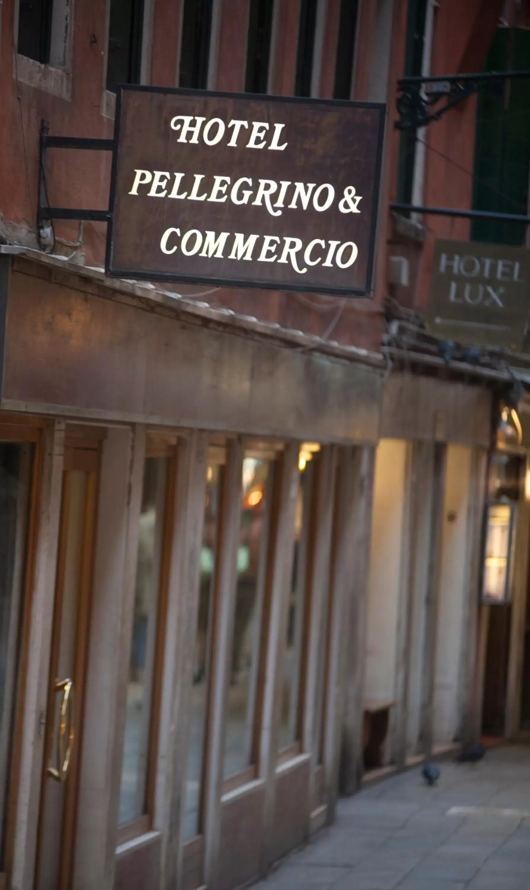 Facade/entrance in Hotel Commercio & Pellegrino