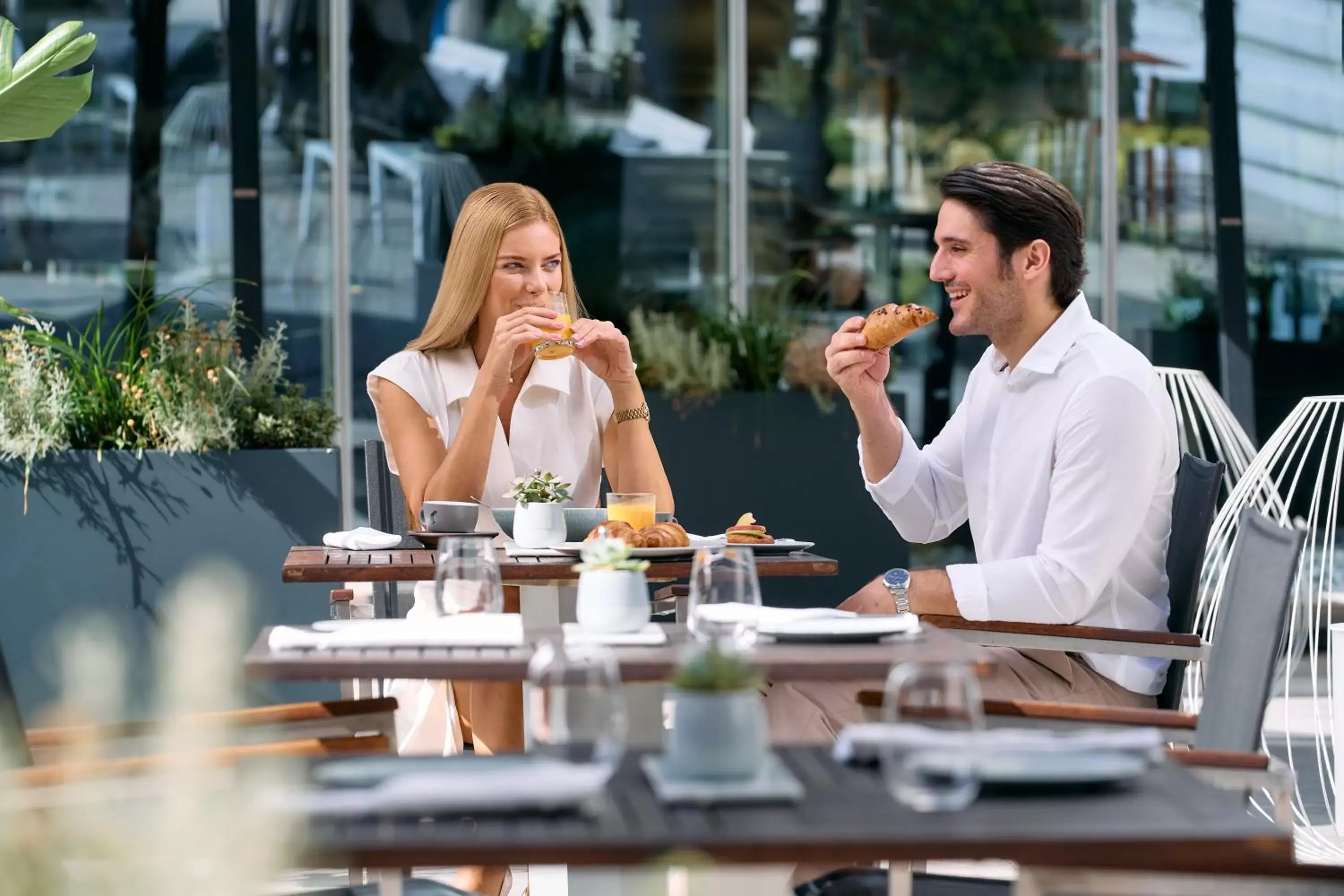 Balcony/Terrace, Restaurant/Places to Eat in Falkensteiner Hotel Belgrade